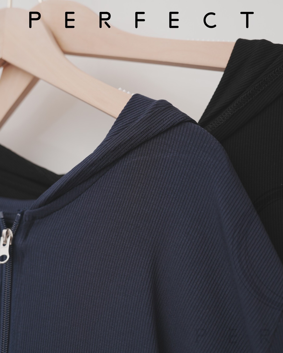 T0022_初秋涼感防曬拉鍊薄外套 (文青藏藍色）