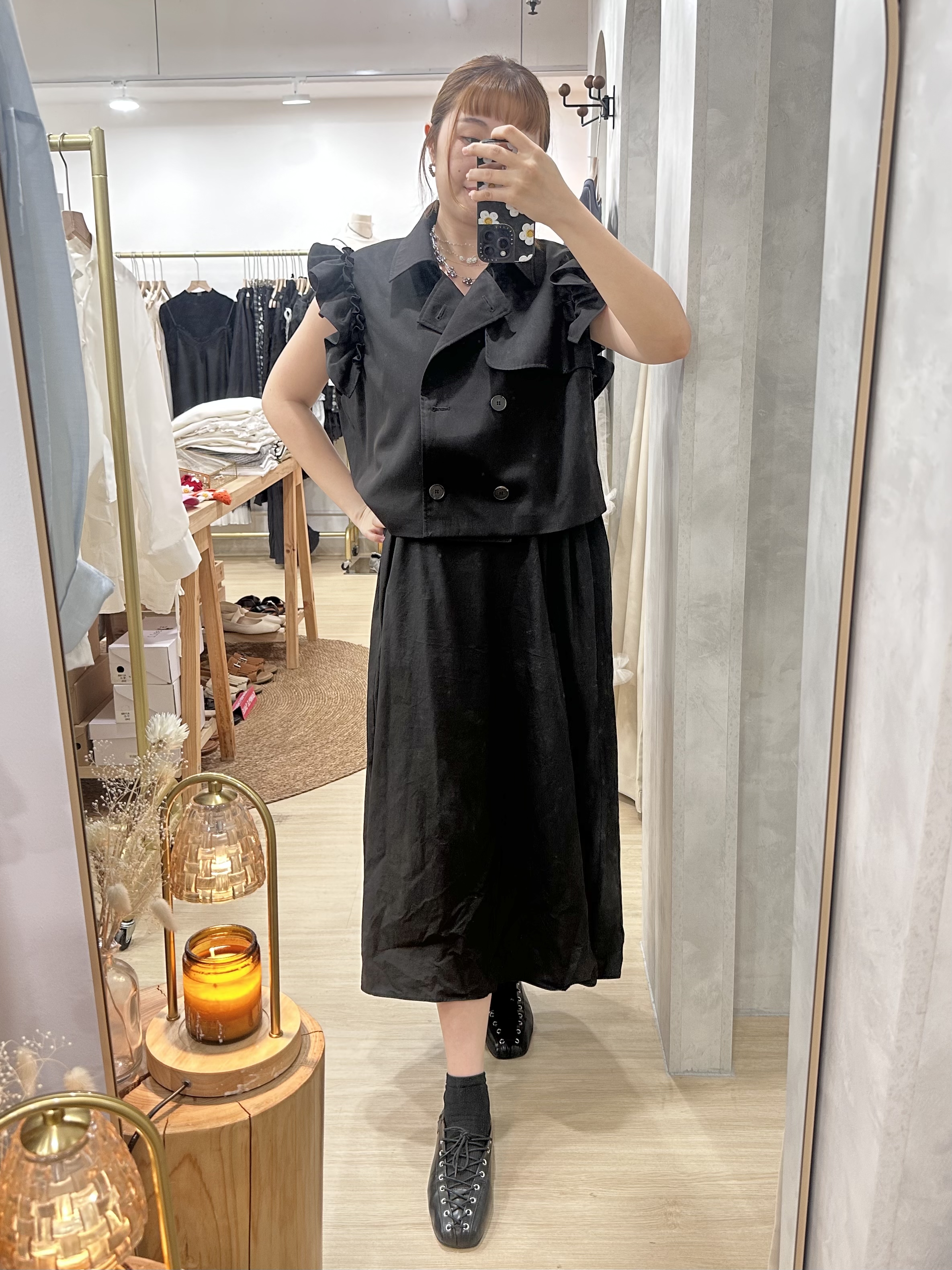 <wk自留隱藏單品> Ruffle袖背心外套 - 黑色 Black