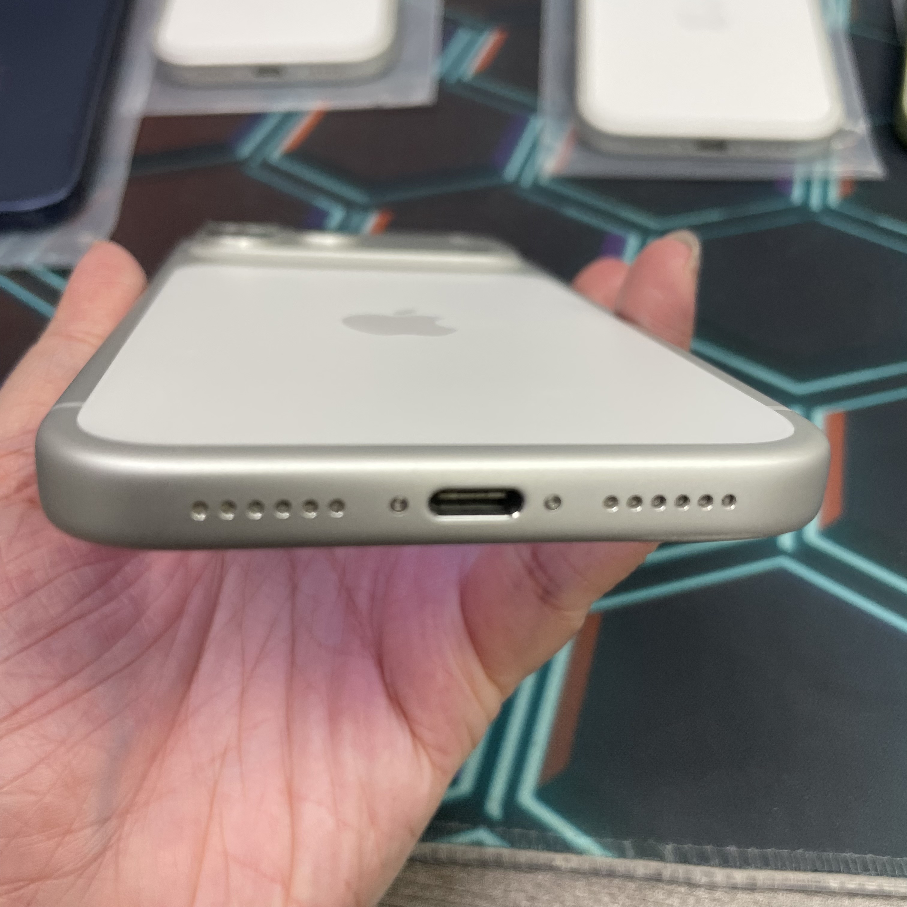*8212 17 pro max 完美機 2TB 電91 銀色 sliver