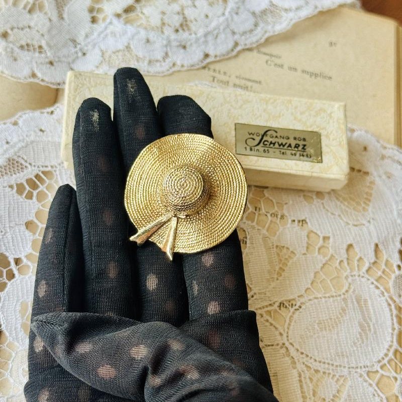 Vintage 1990s Signed Michele Lynn Summer Straw Hat Gold Plated Brooch(MT2350)