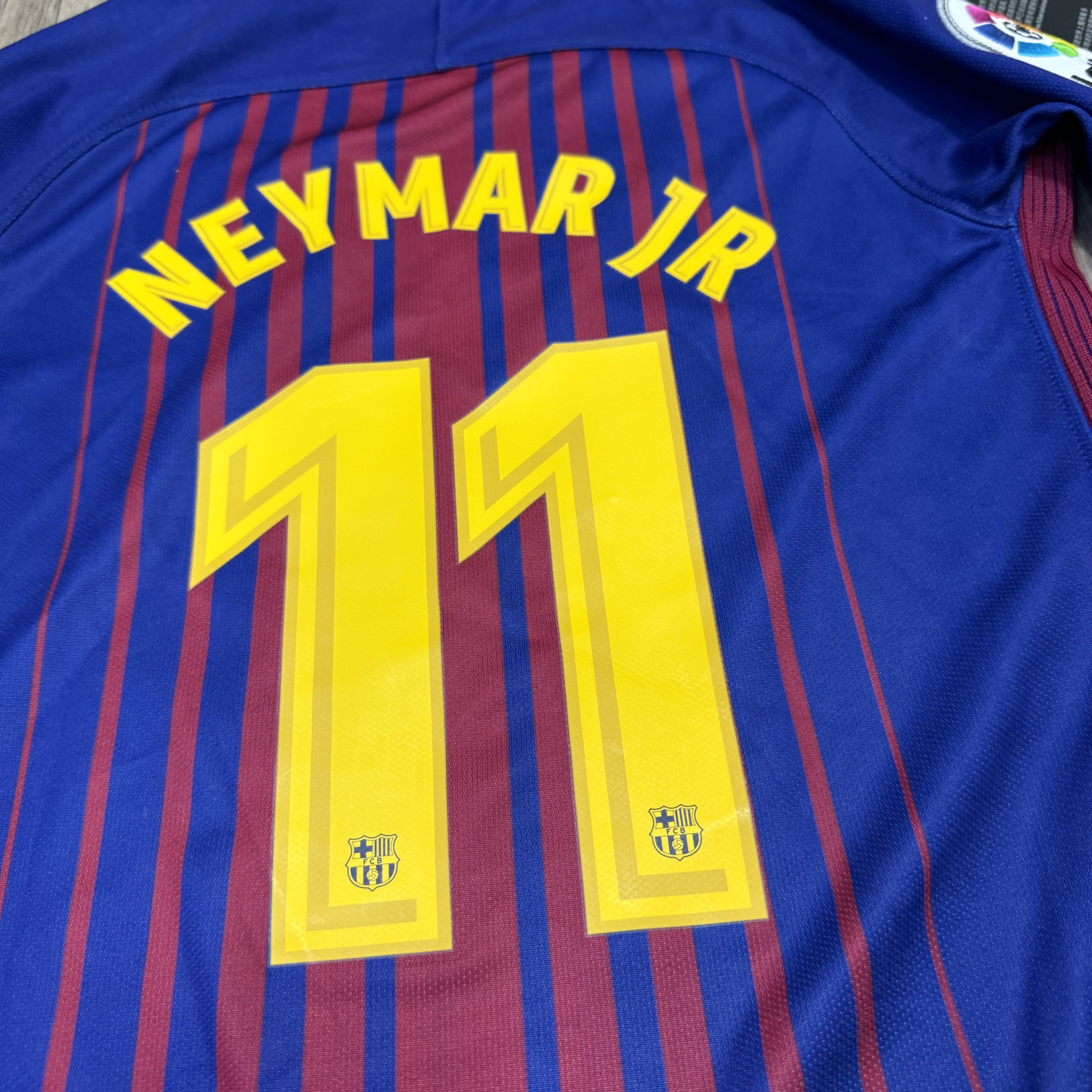 (Youth size)Barcelona 17/18 home shirt #11 Neymar JR (Bnwt)