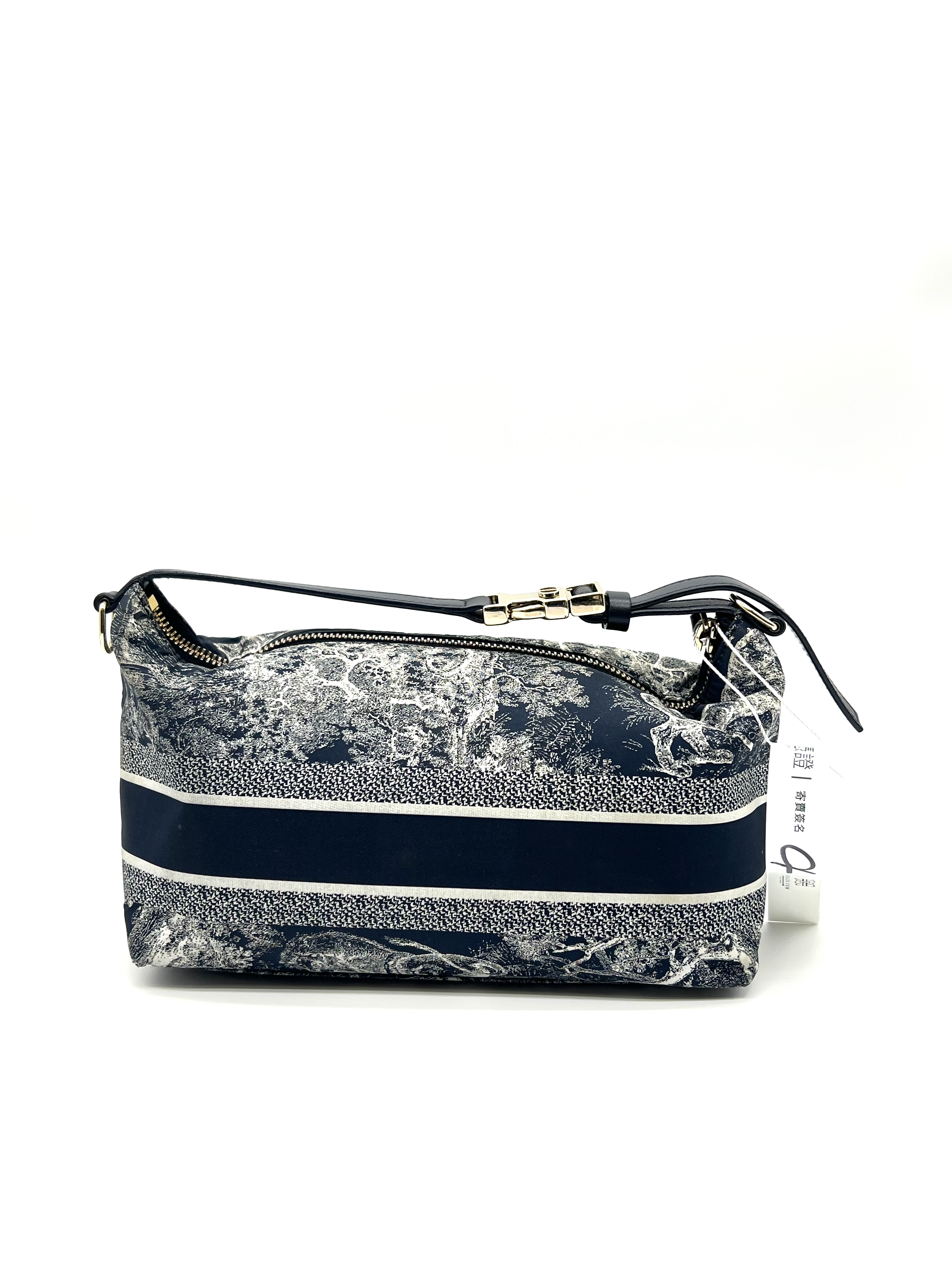 Pre-Owned DIOR Travel Nomad Pouch / Product Code: 26041401