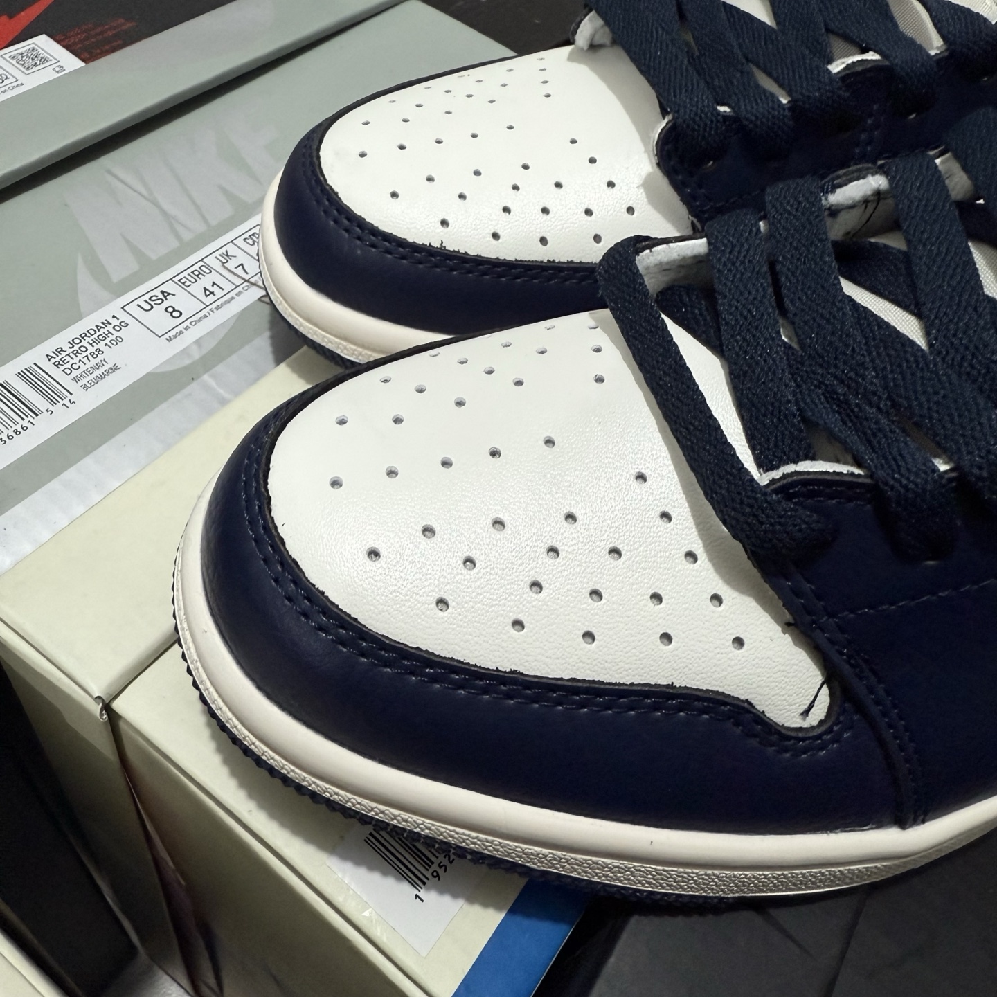 Nike Air Jordan 1 Low "Obsidian" CZ0790-400