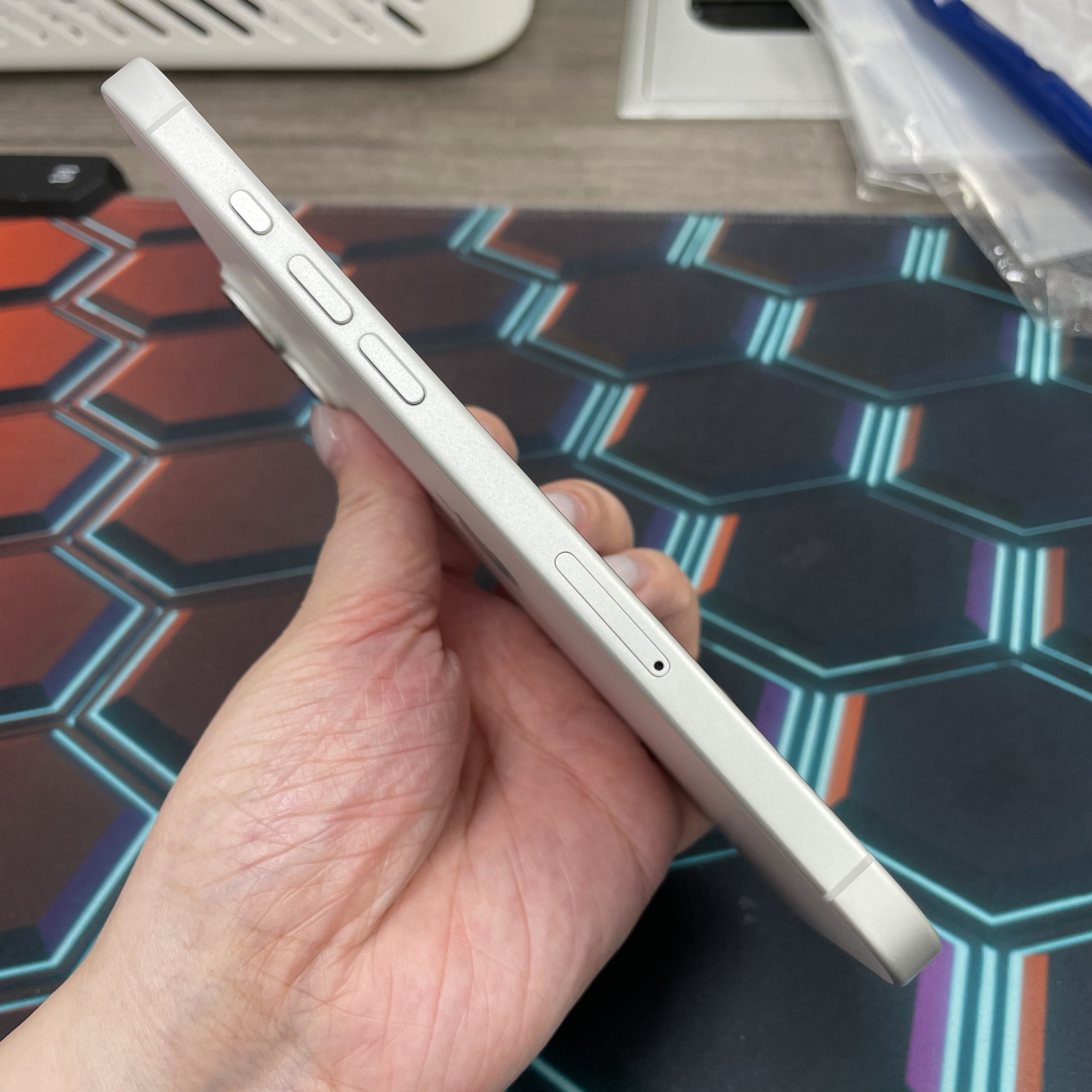 *6707 16 Plus 完美機 128GB 電99 白色 white