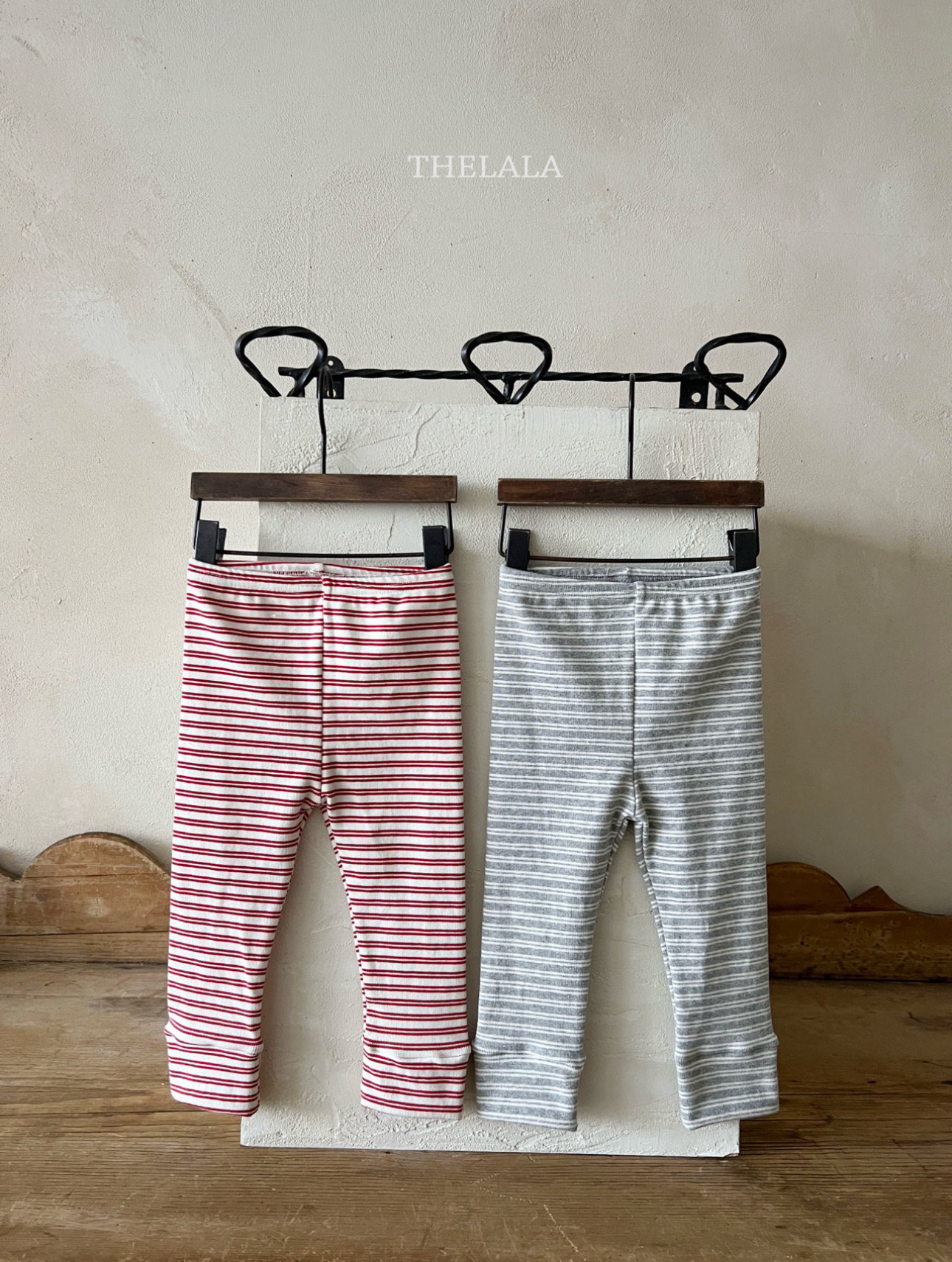 🌸預訂 韓國直送🌸🇰🇷THELALA兩色標籤條紋打底褲