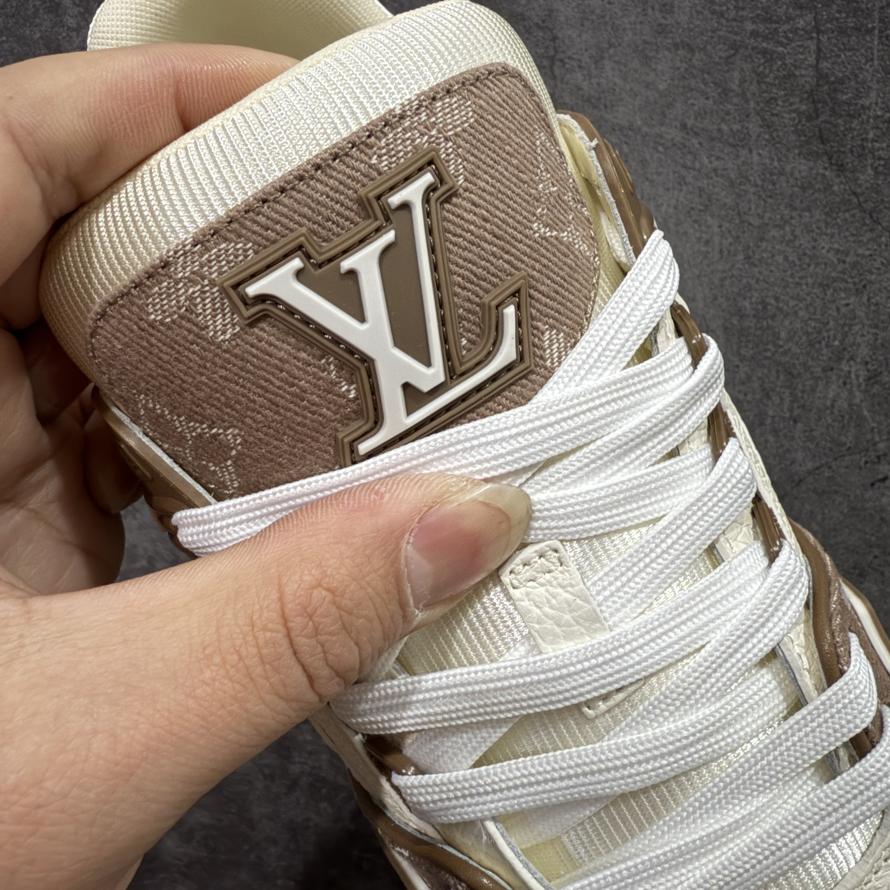 Louis Vuitton LV Trainer 