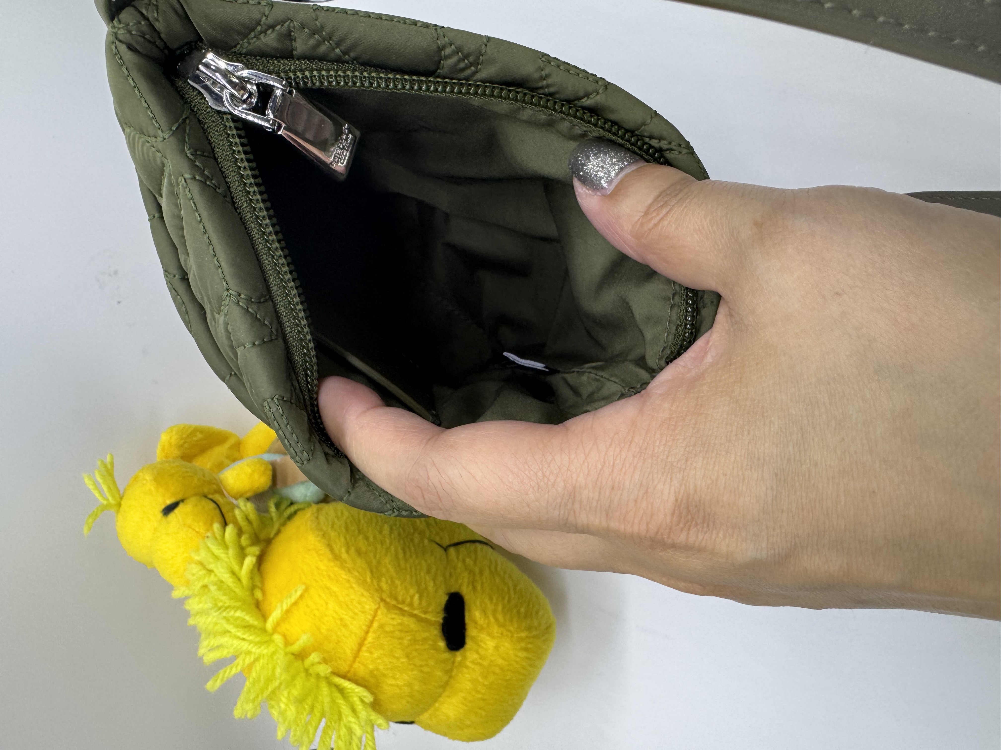 ✈️🇺🇸🇨🇦Kate Spade 四葉草🍀圖案輕巧嘅小袋現貨🤩🤩