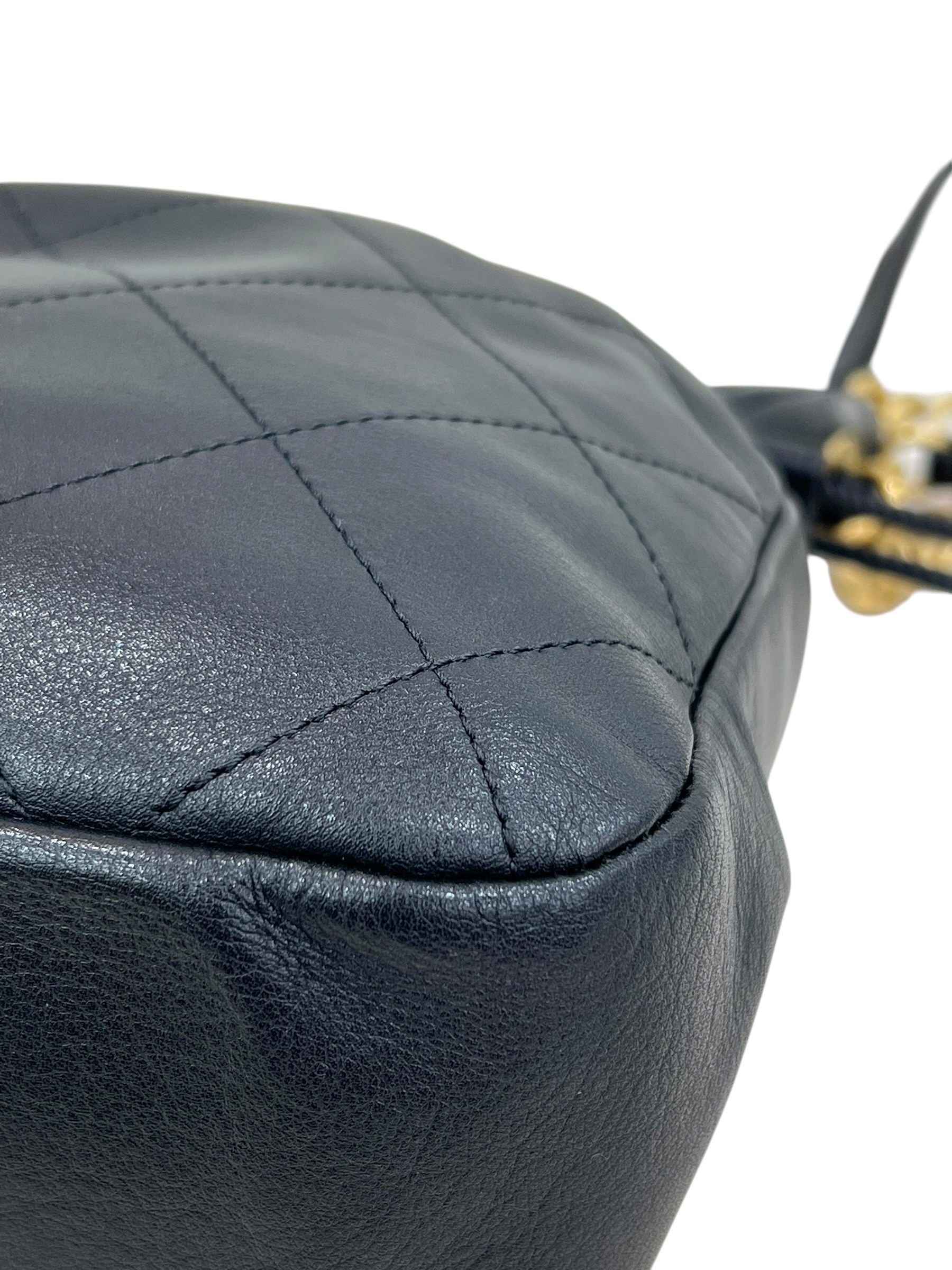 Pre-Owned CHANEL Drawstring Bag / Product Code: 063031