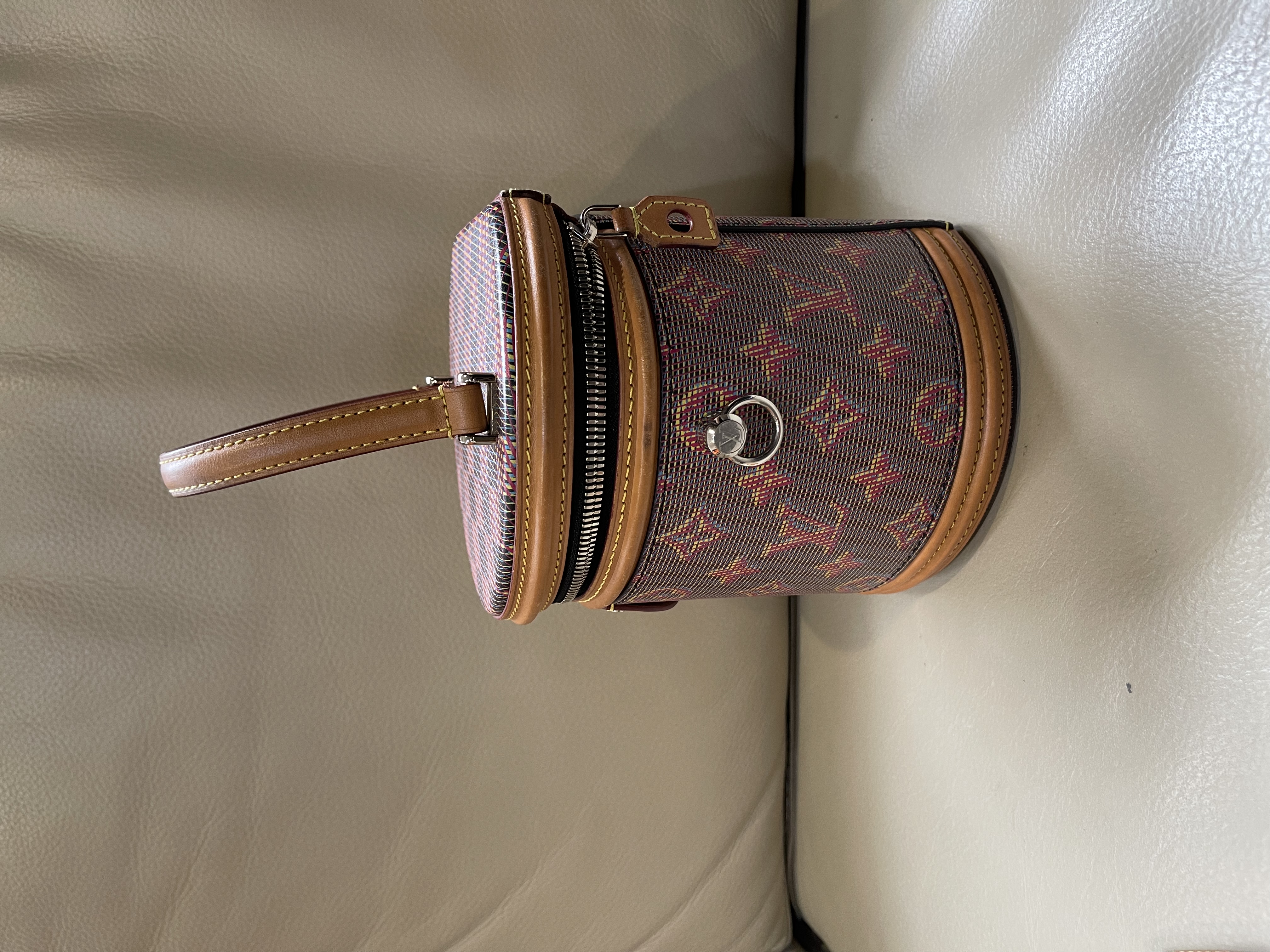 Pre-owned Louis Vuitton Pop Cannes Monogram canvas vanity bag