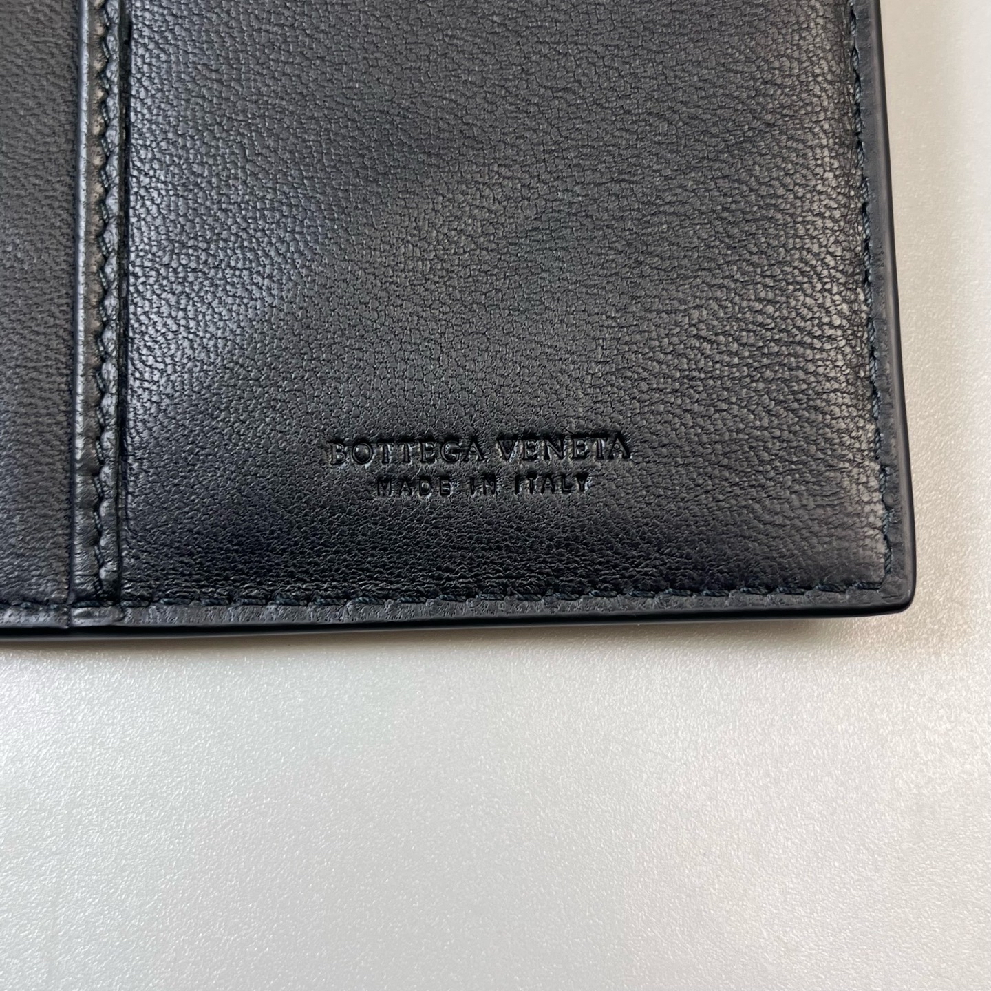 【預訂貨品】BV黑色編織長款銀包