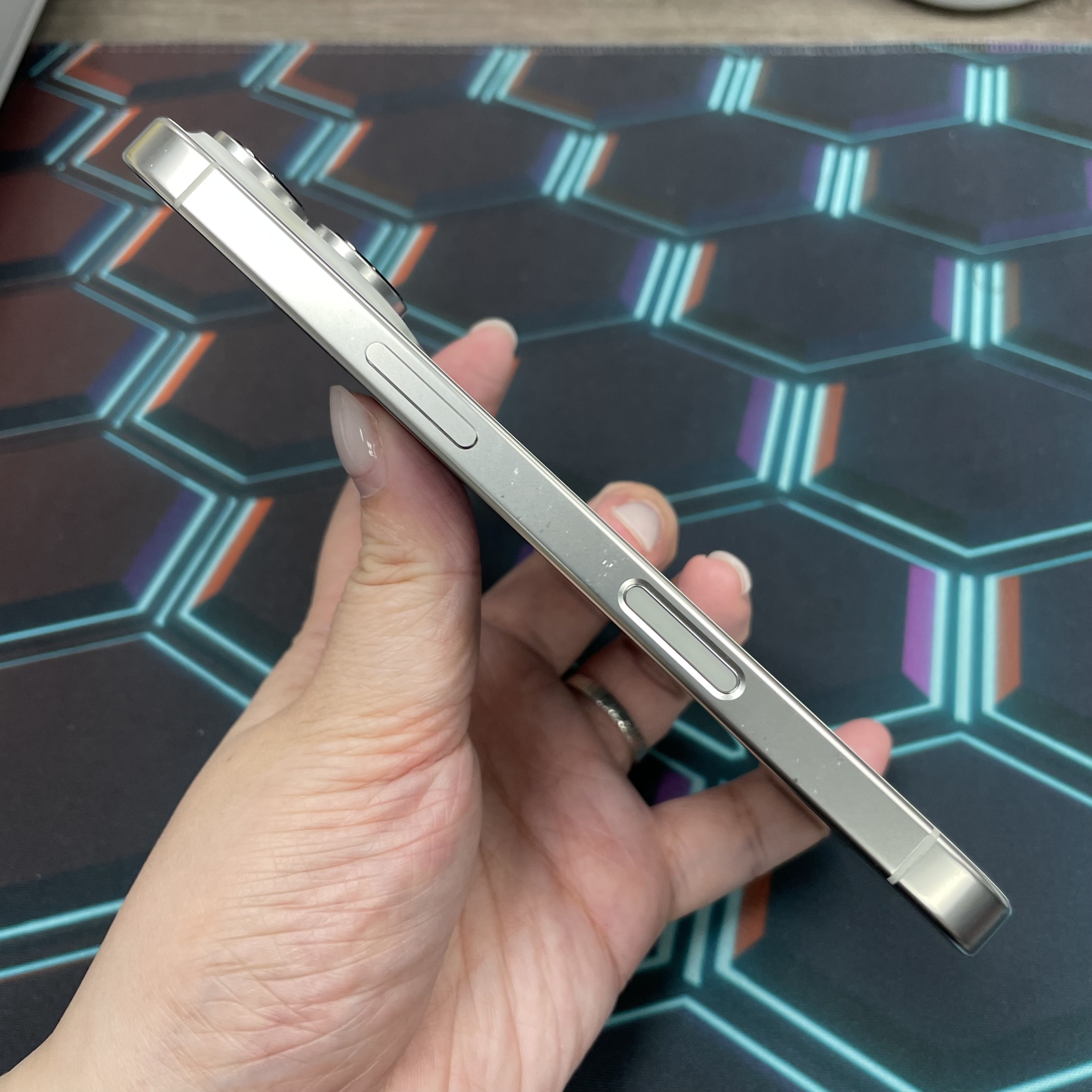 *6666 16 Pro 勁靚機 128GB 電90 白色 white