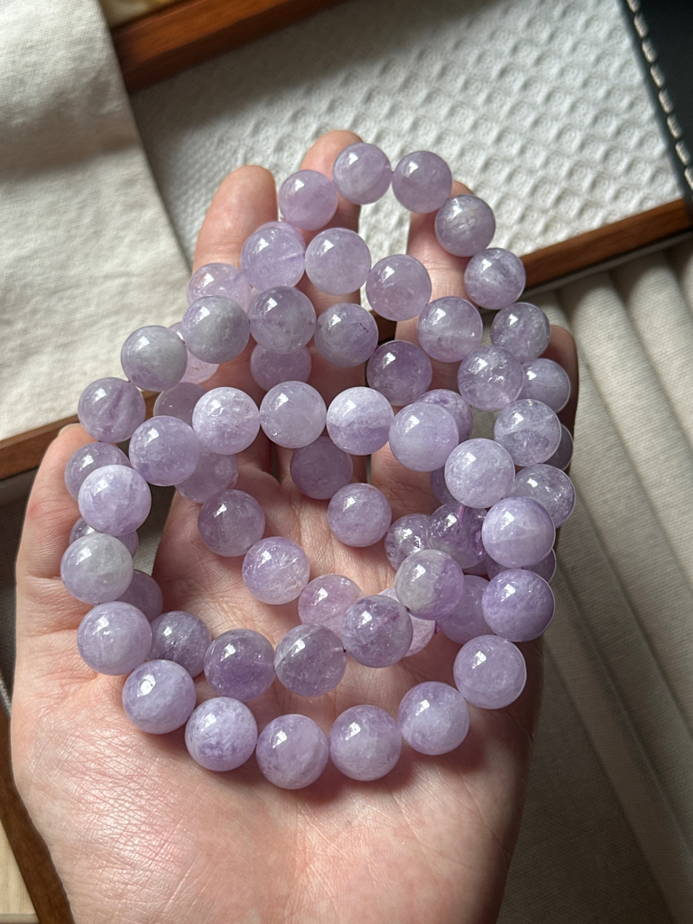 Lavendar Amethyst 薰衣草紫水晶 