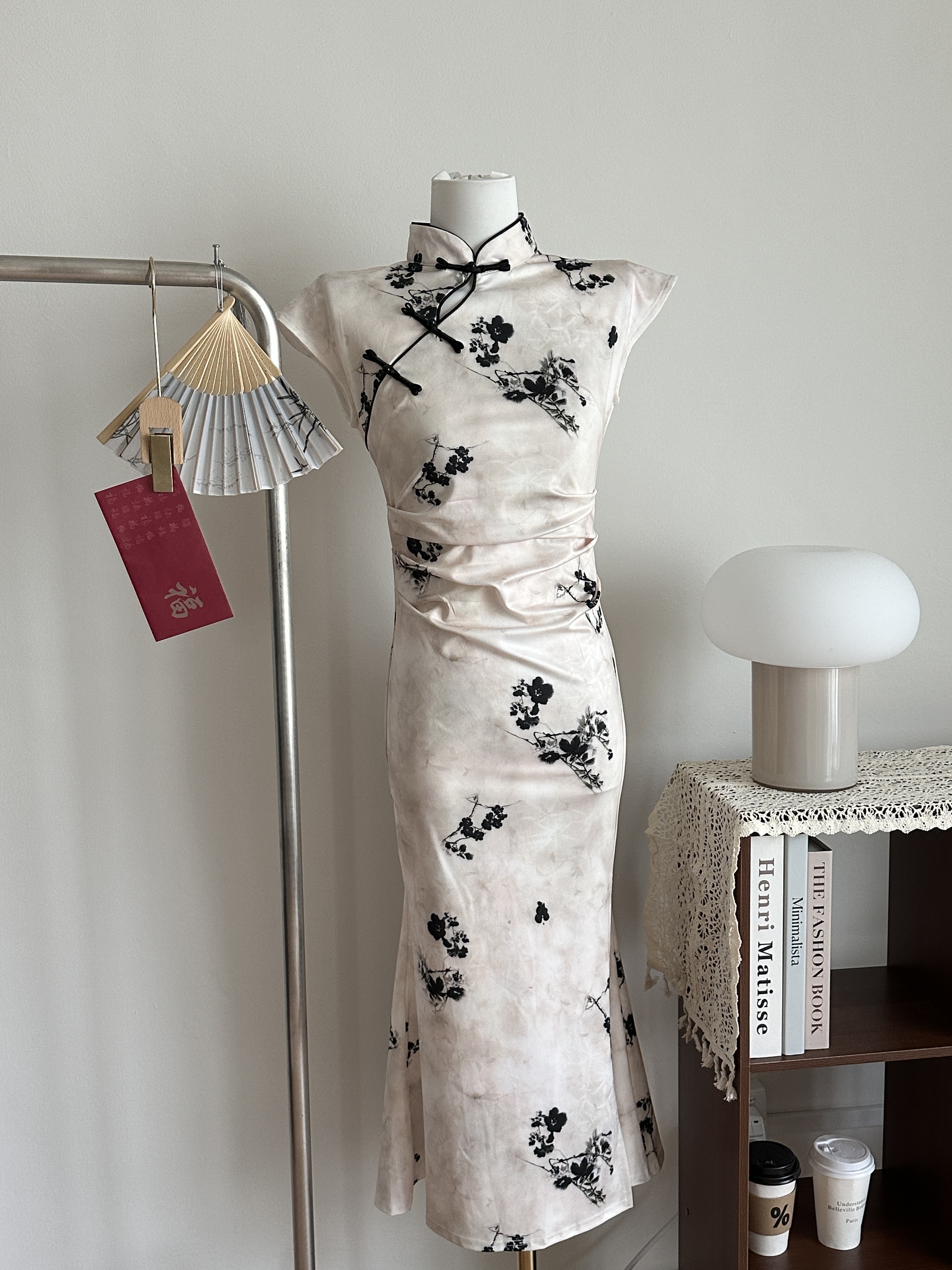 Gwen Side-Slit Cheongsam | Cream