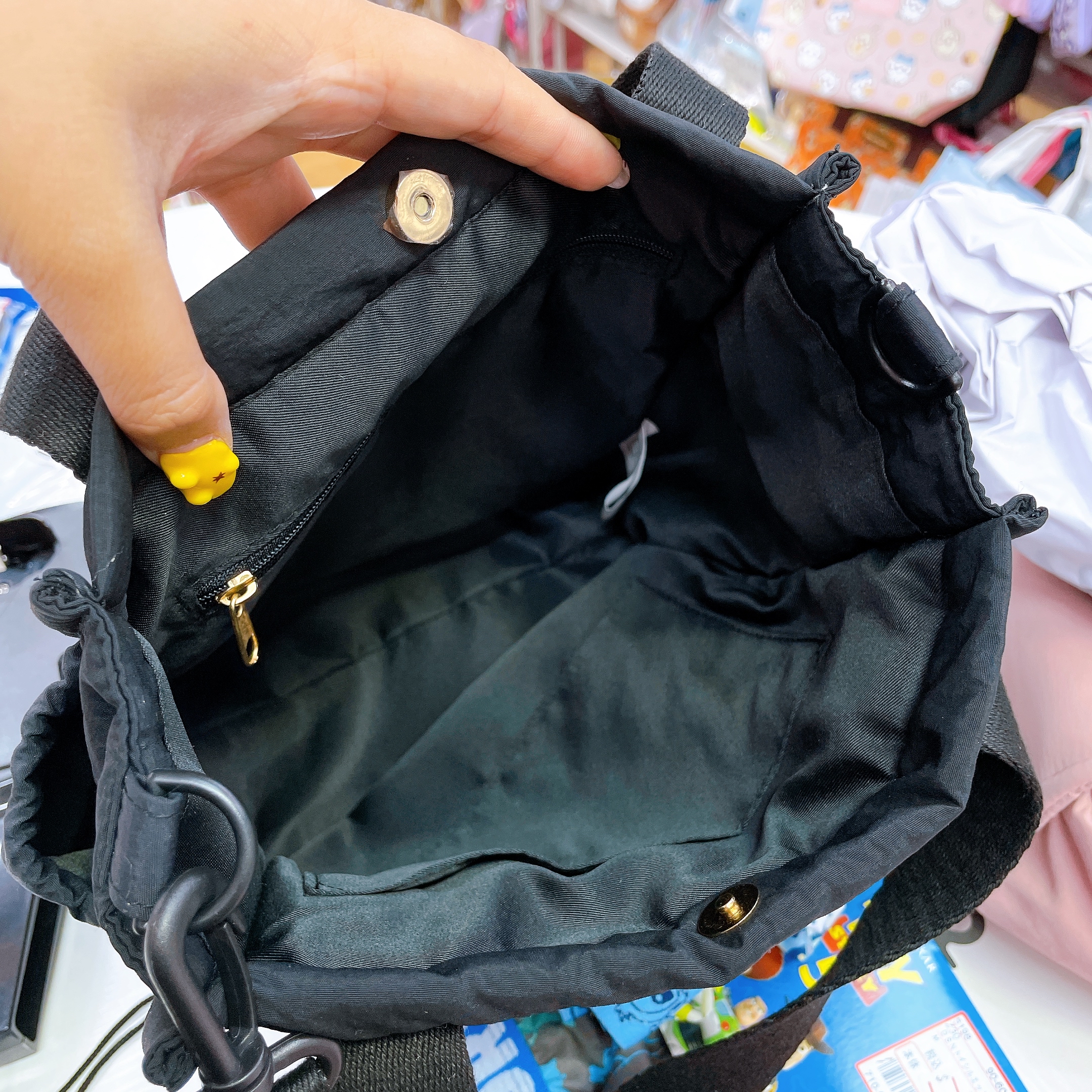 獨家發售！出邊冇得買！日本直送Hello Kitty outdoor兩用斜孭袋手挽袋係