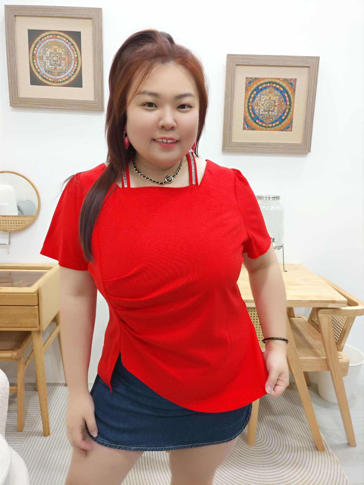 OTA16 BE#810572 边设计款银钻肩带上衣