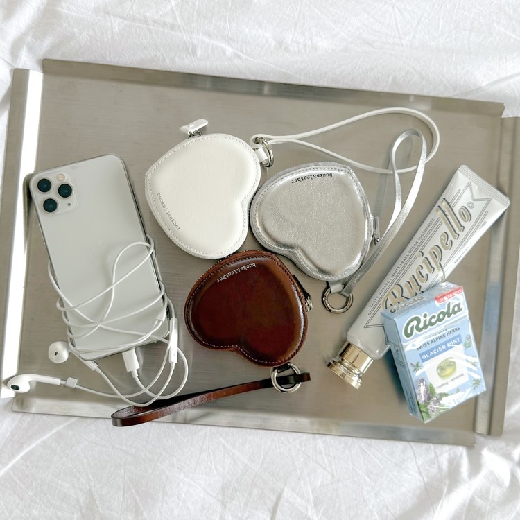 預訂_Heart Pouch By Bucks & leather