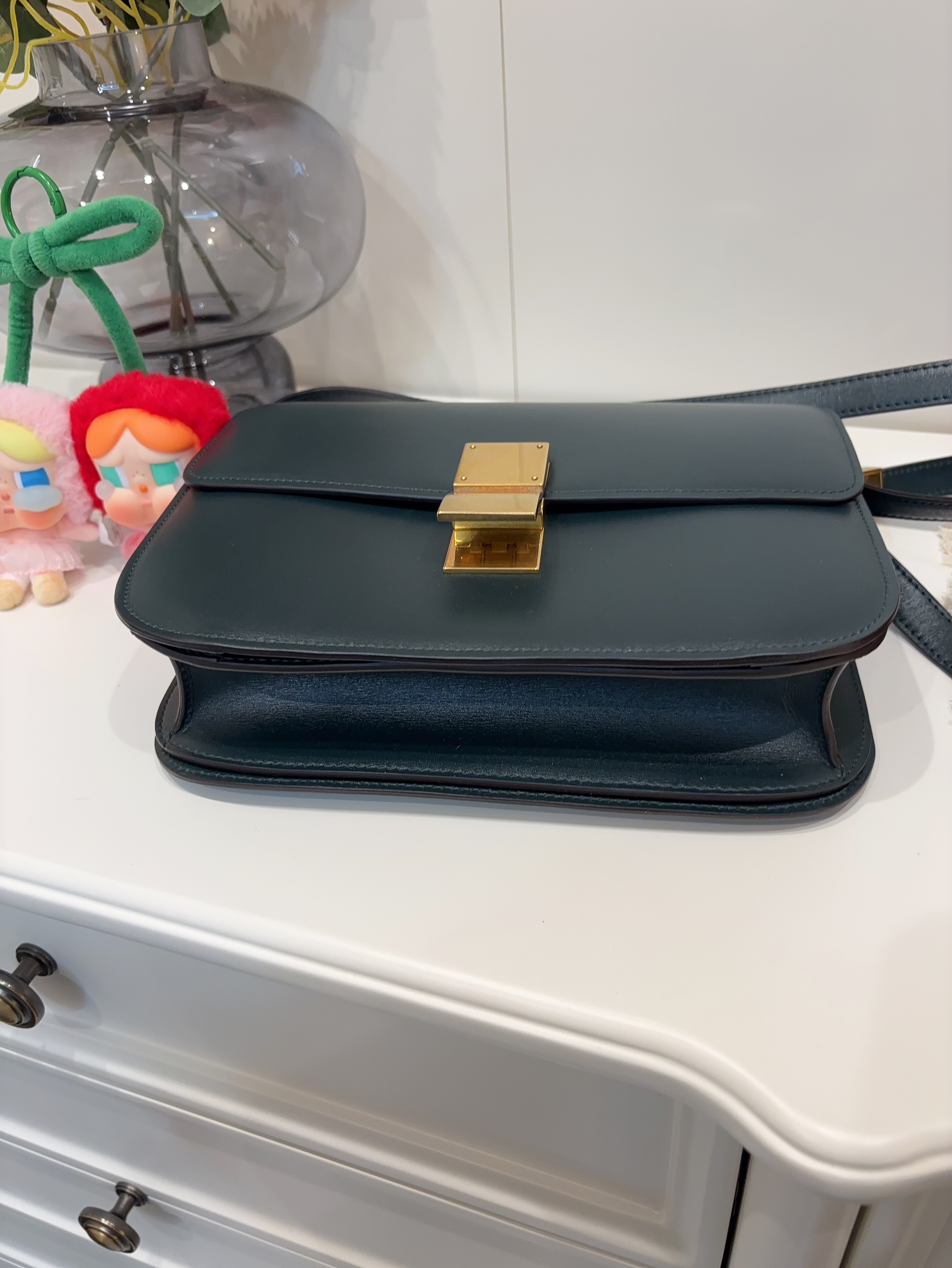 Celine classic box medium flap bag 100%Authentic 98%new✅tap booklet ✅dust bag 