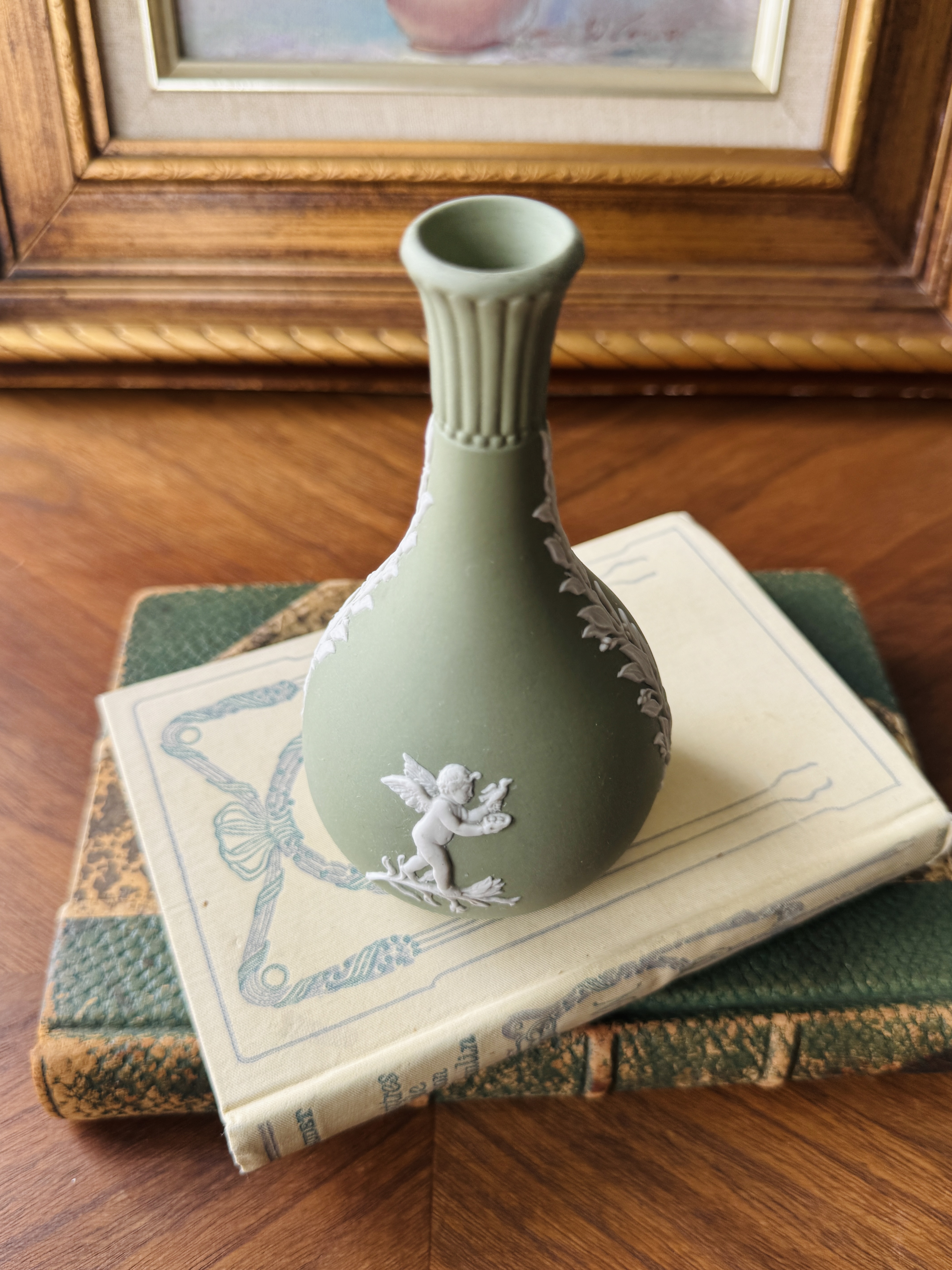 Vintage Wedgwood Green Jasper Bud Vase (MT2461)