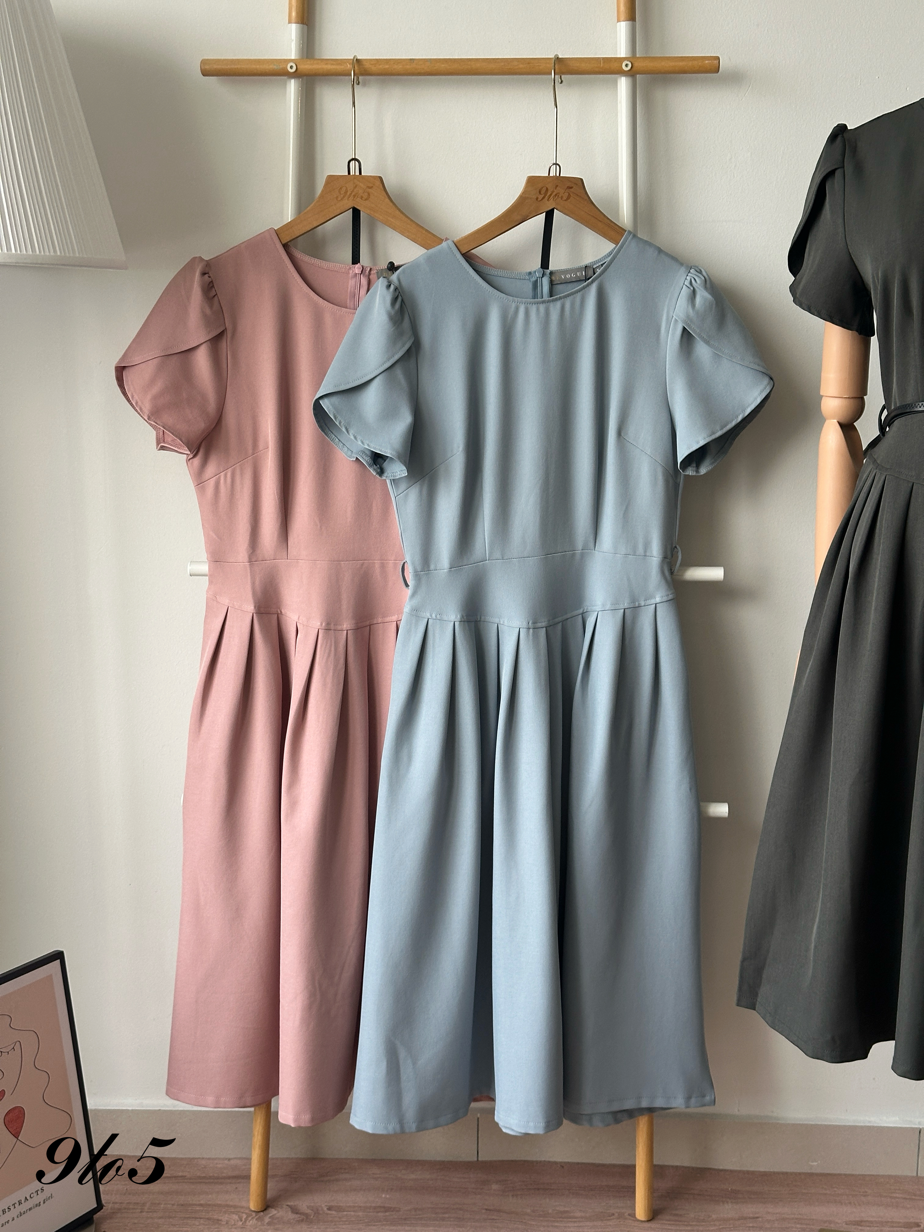 D2369 Puff Sleeve Pleated Dress - 3 Colors 