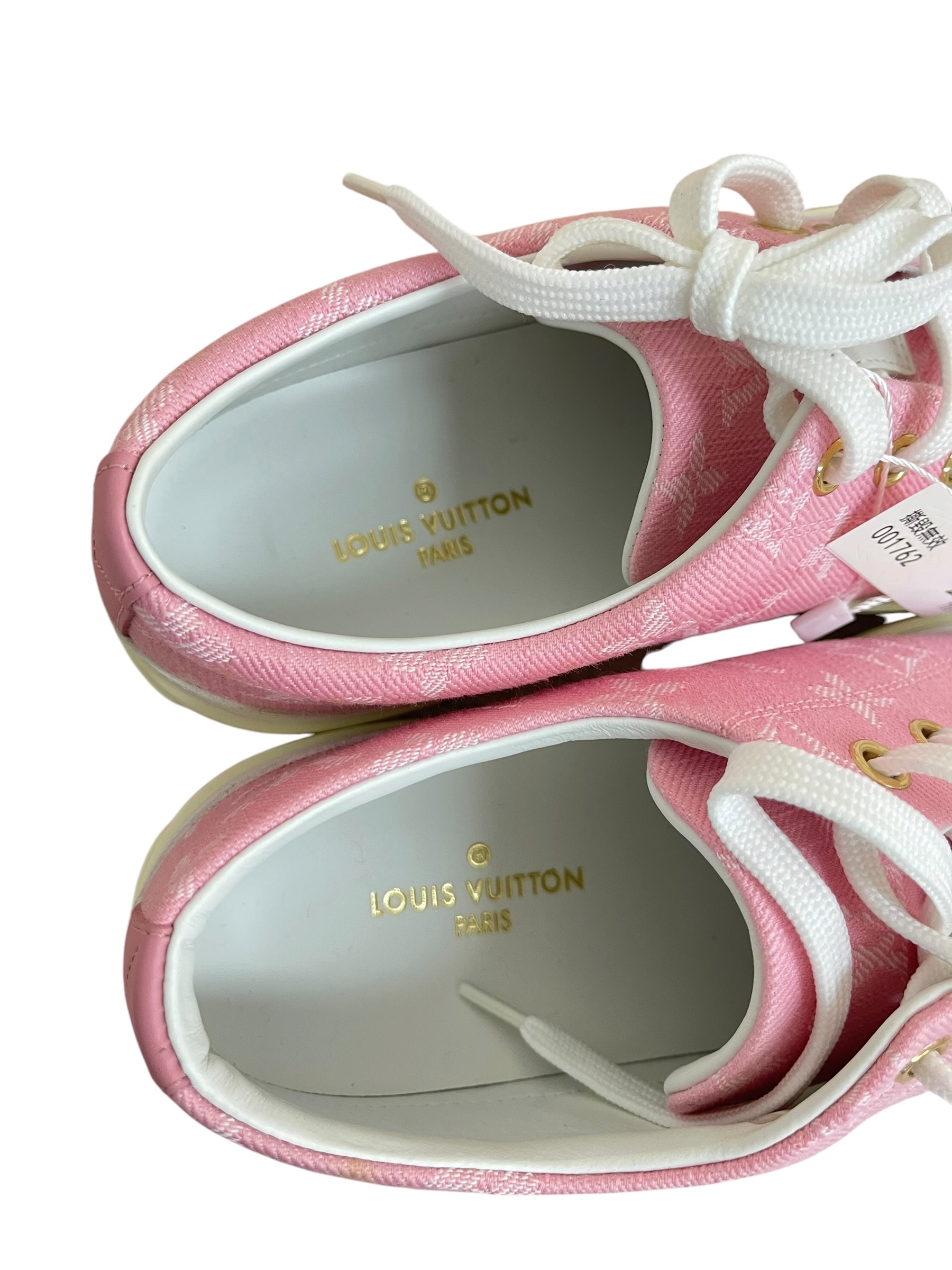 Unused item Louis Vuitton Sneakers Pink / Product Code: 062503