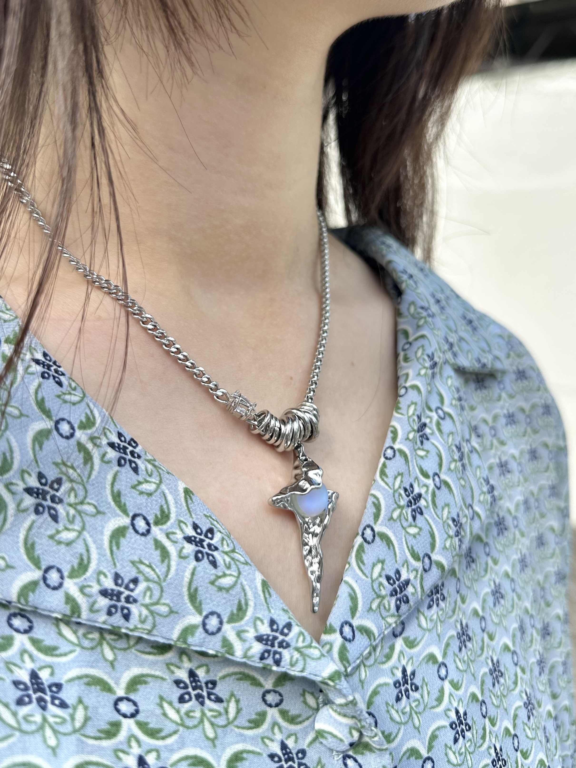 Silver moonstone stainless necklace