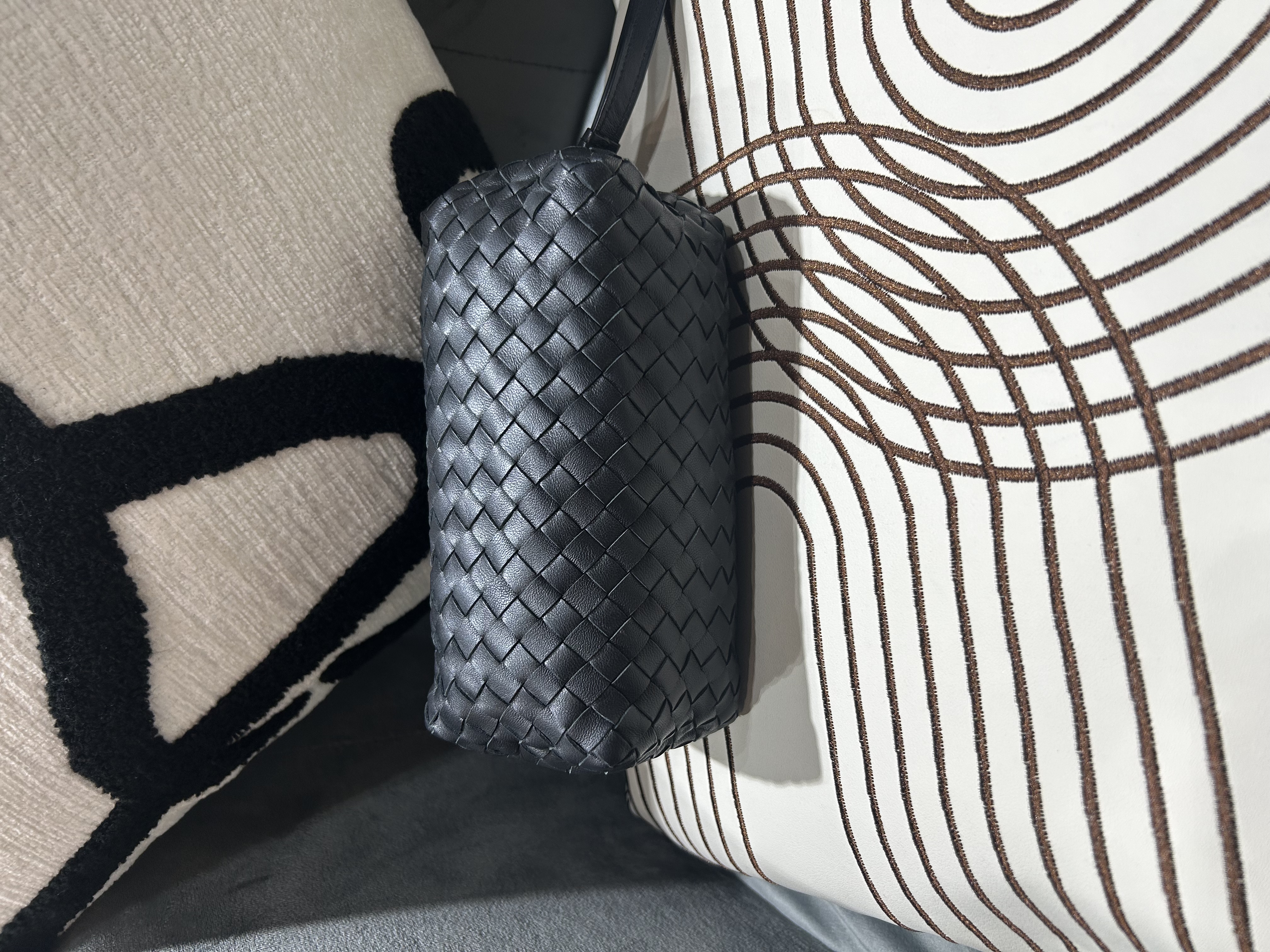 Bottega Veneta BV Clutch Black 100%Authentic, 99%New ✅Dust bag