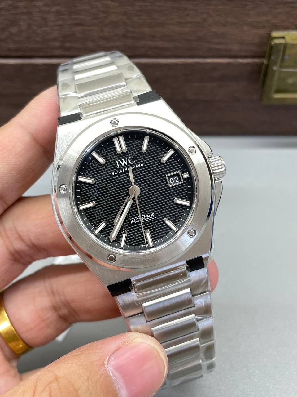 工程师，黑面40mm，搭载海鸥2892机芯，也可选装sw300瑞士原装机✔️