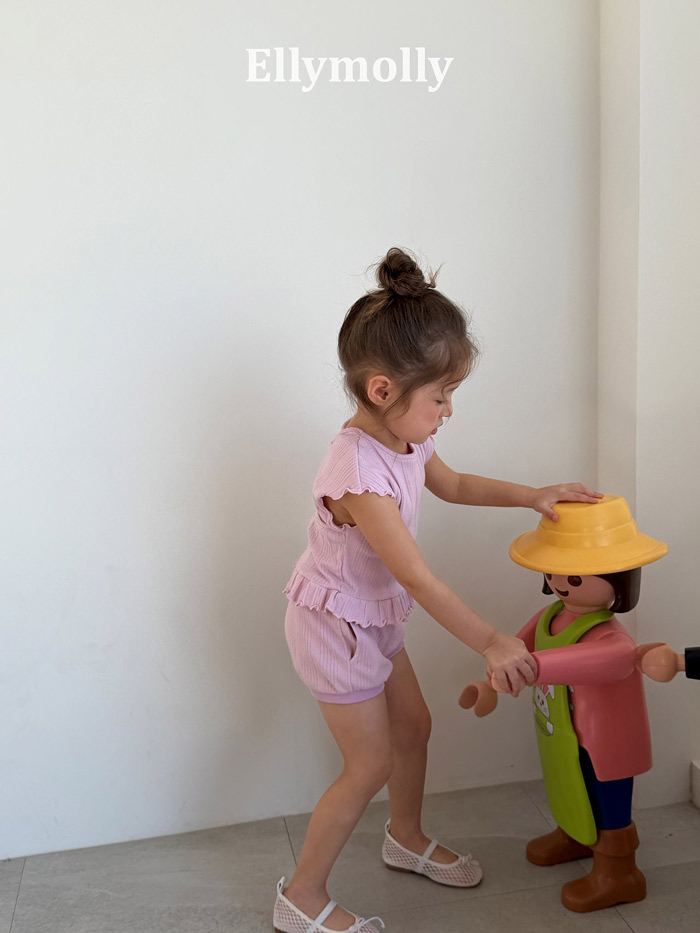 🇰🇷Ellymolly tee