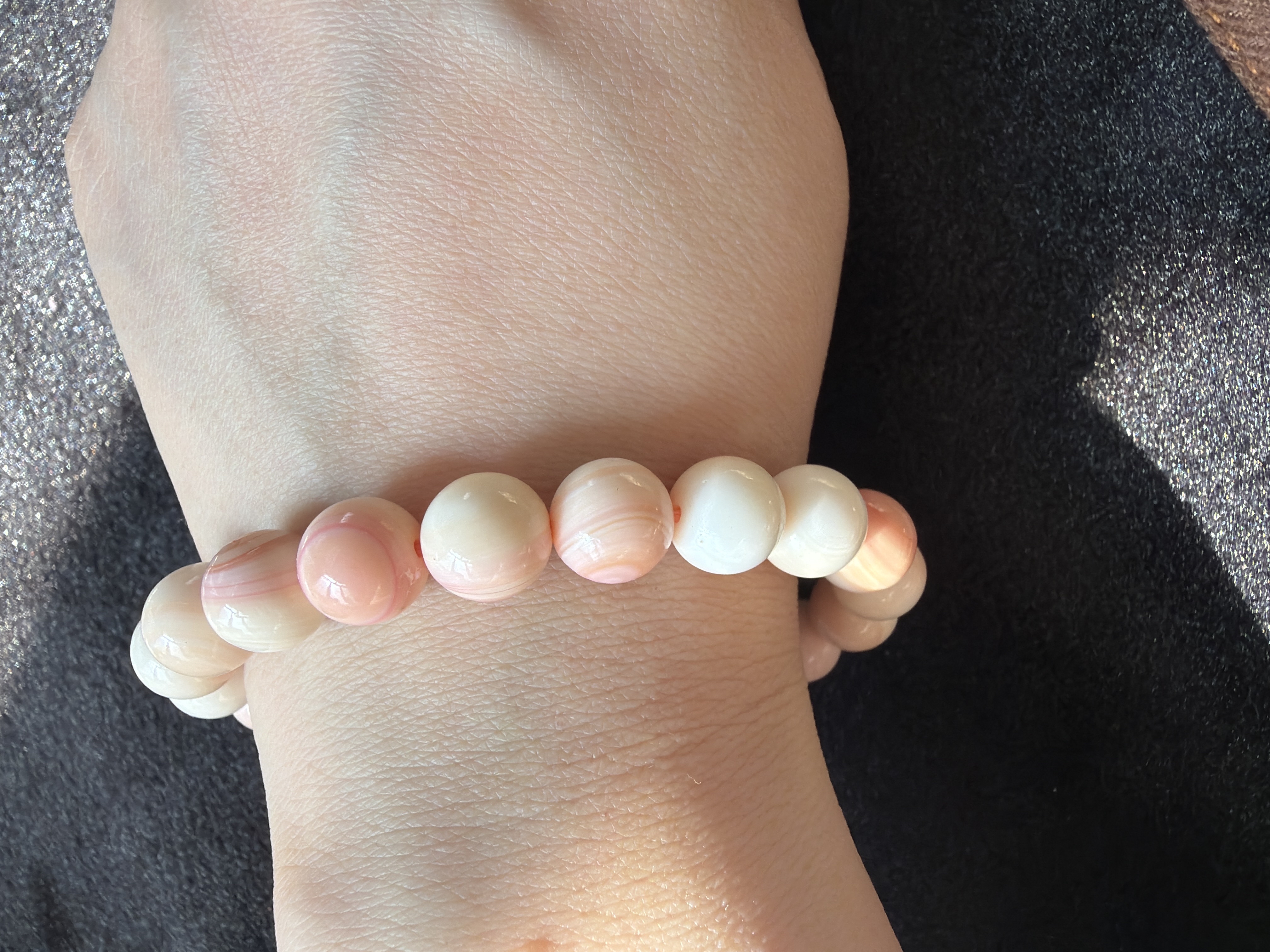 8mm純天然墨西哥女皇貝手串 (隨機發貨)