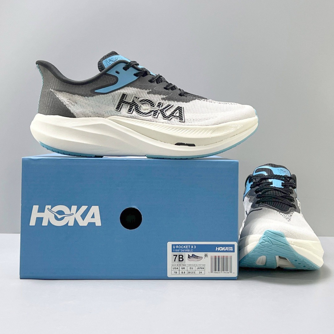 HOKA Rocket X 3