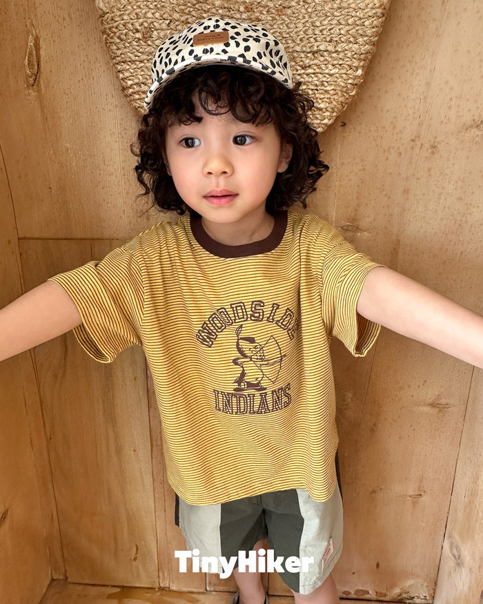 🇰🇷Tiny Hiker tee