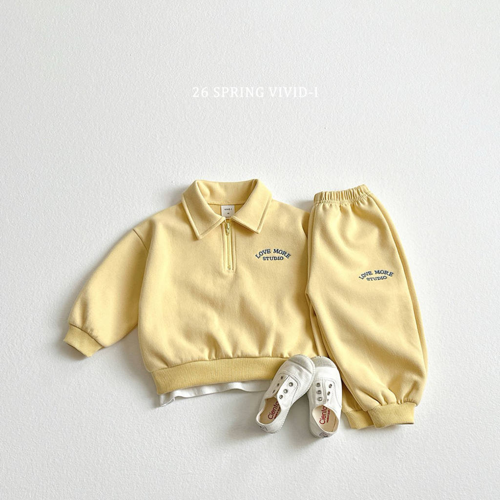 🌸預訂 韓國直送🌸🇰🇷VIVIDI四色字母刺繡半拉鍊翻領上下套裝