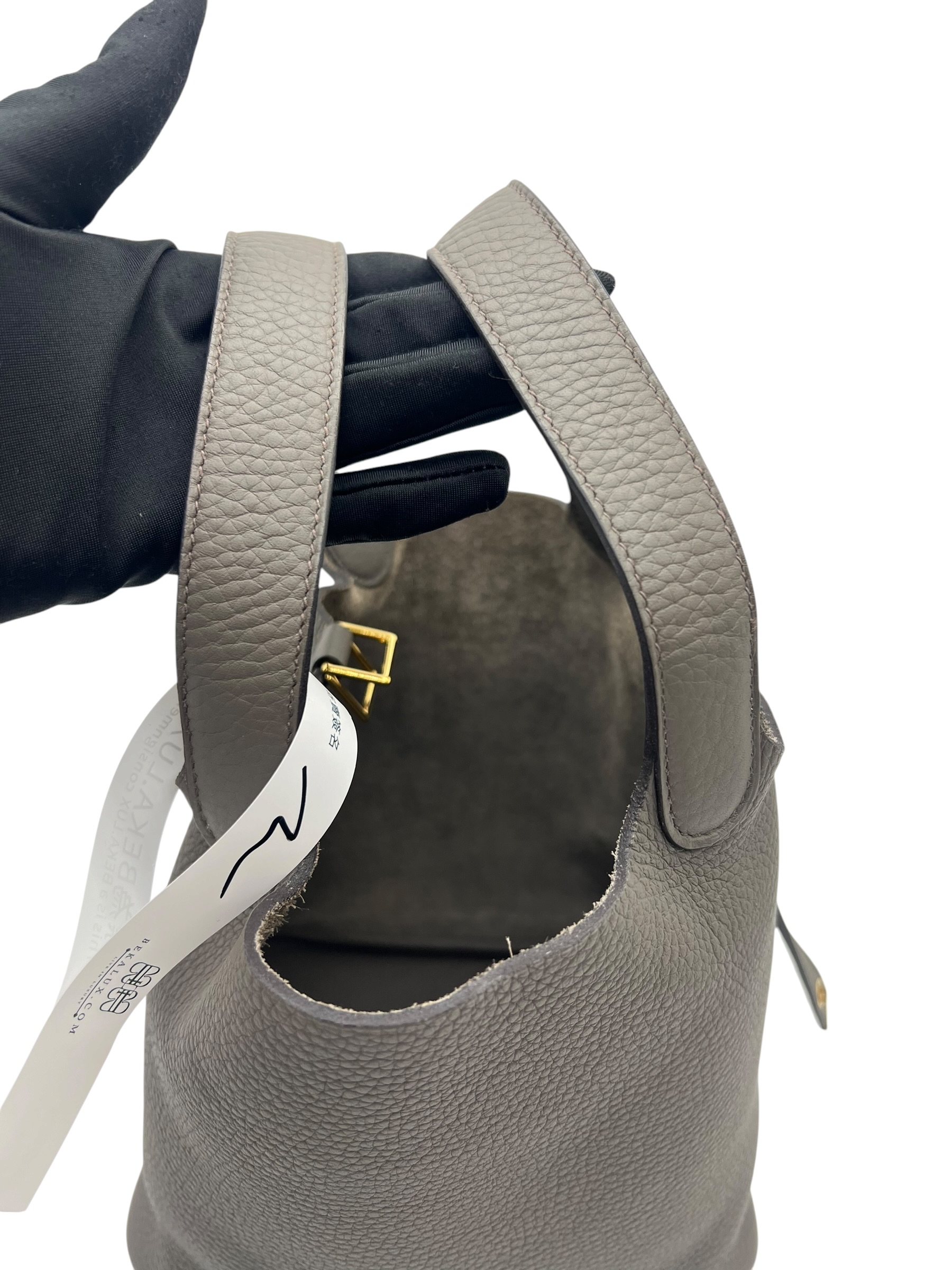 Pre-Owned HERMES P18 / 錫器灰 Stamp Y / Product Code: 26060905