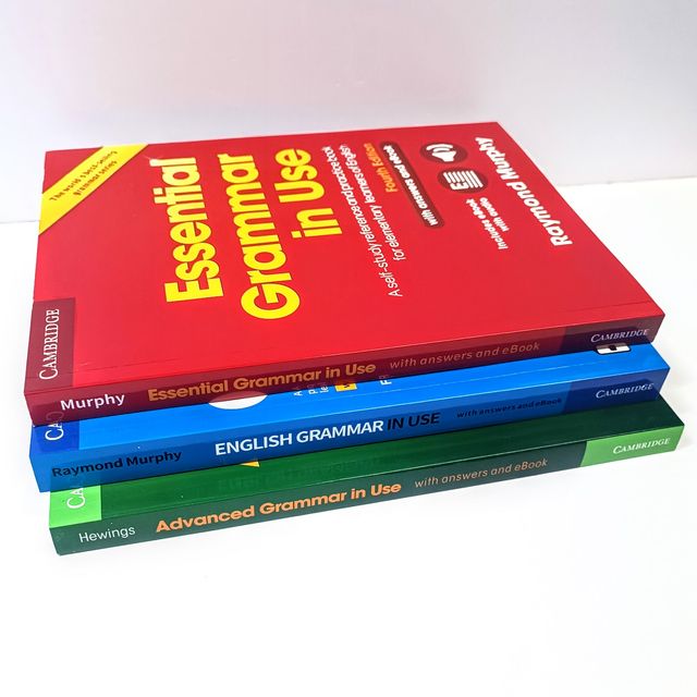 Cambridge Grammar in Use Essentia / Advanced / ( 3 books )劍橋英