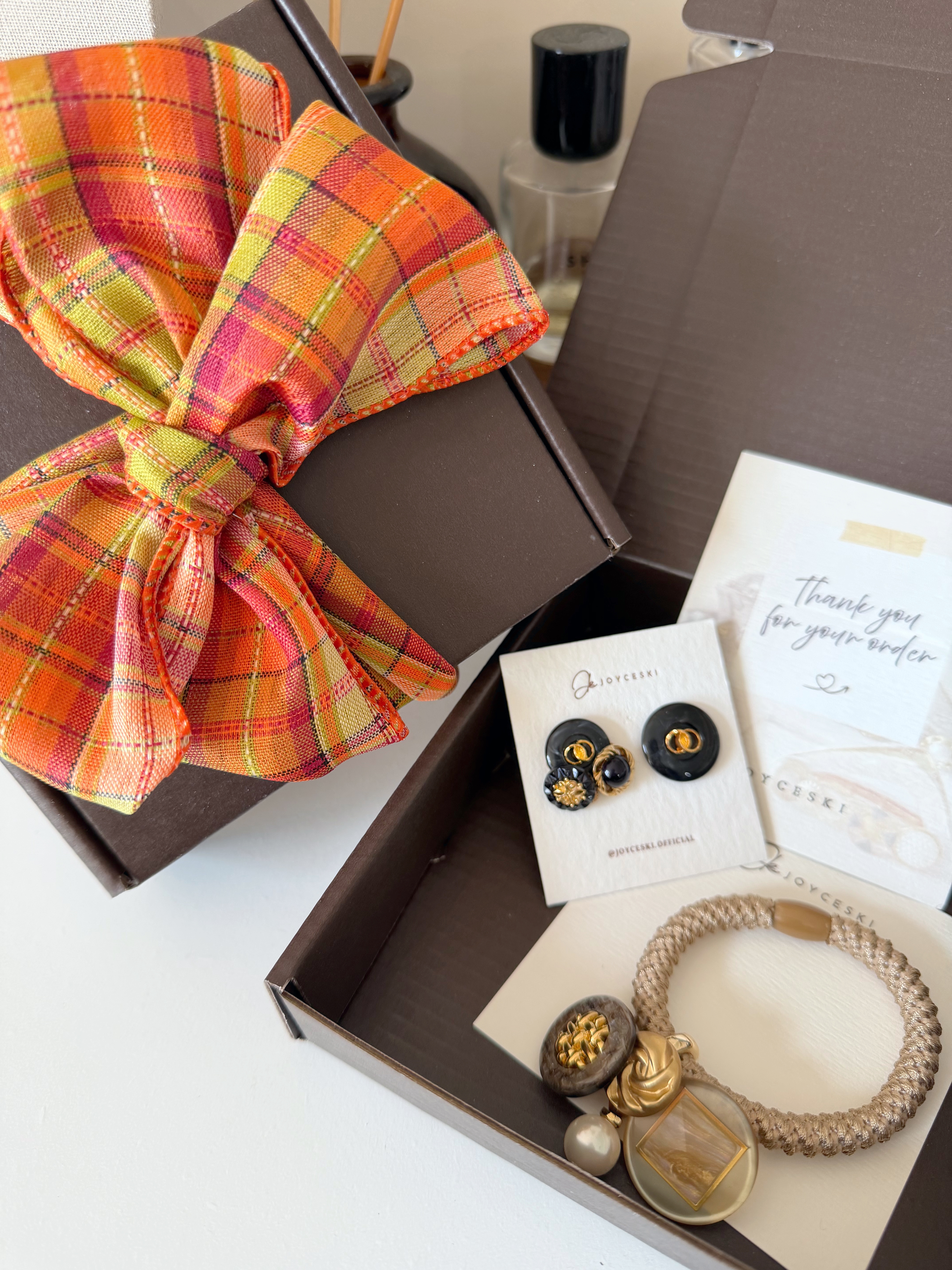 一月福袋set (復古鈕扣耳環/橡根款）