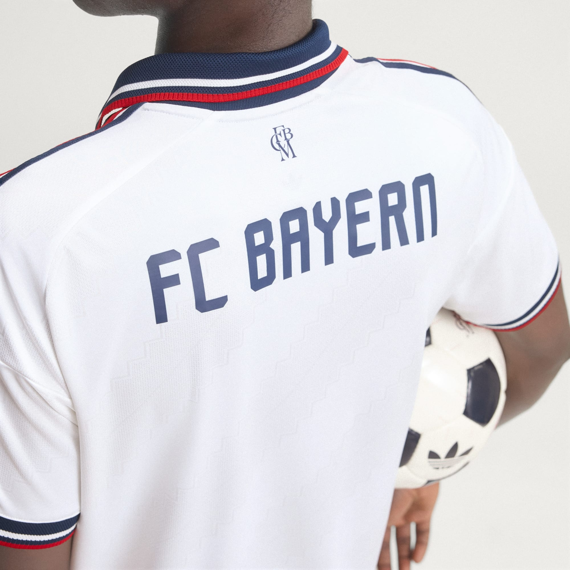 Adidas Bayern Munich 拜仁慕尼黑 2026-27 作客球員版球衣 (可加印字) JZ3070