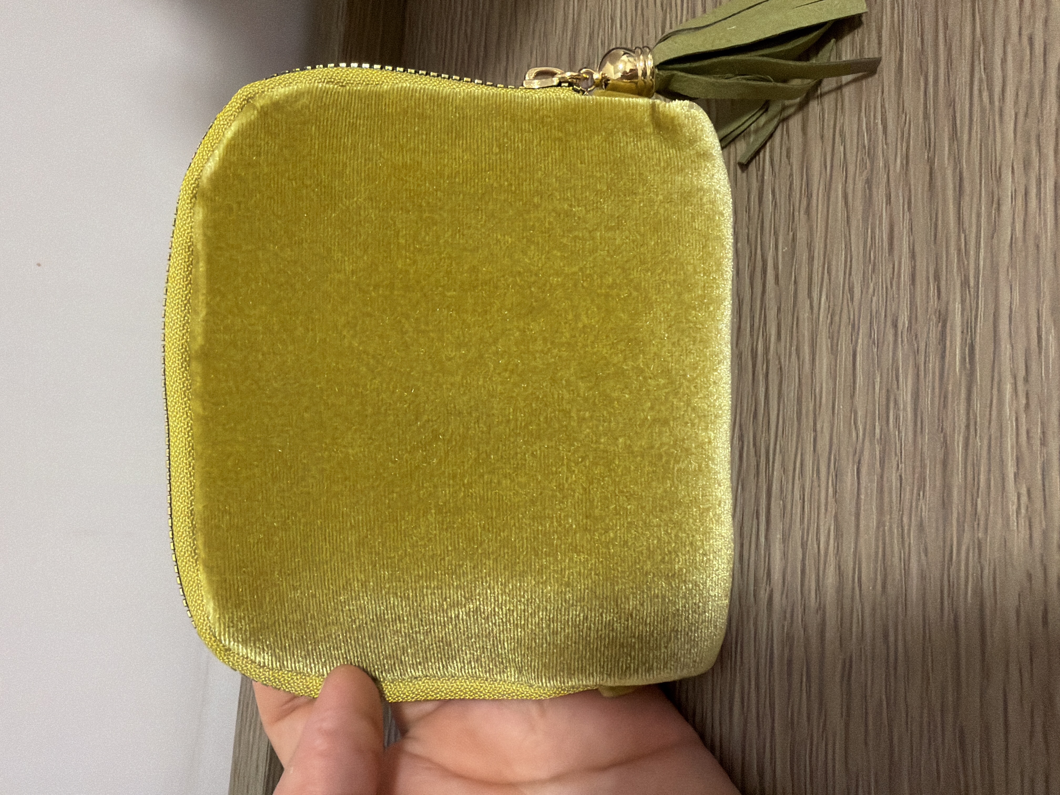 11*11cm 念珠📿手串分隔袋（黃色）（大約可放7條）