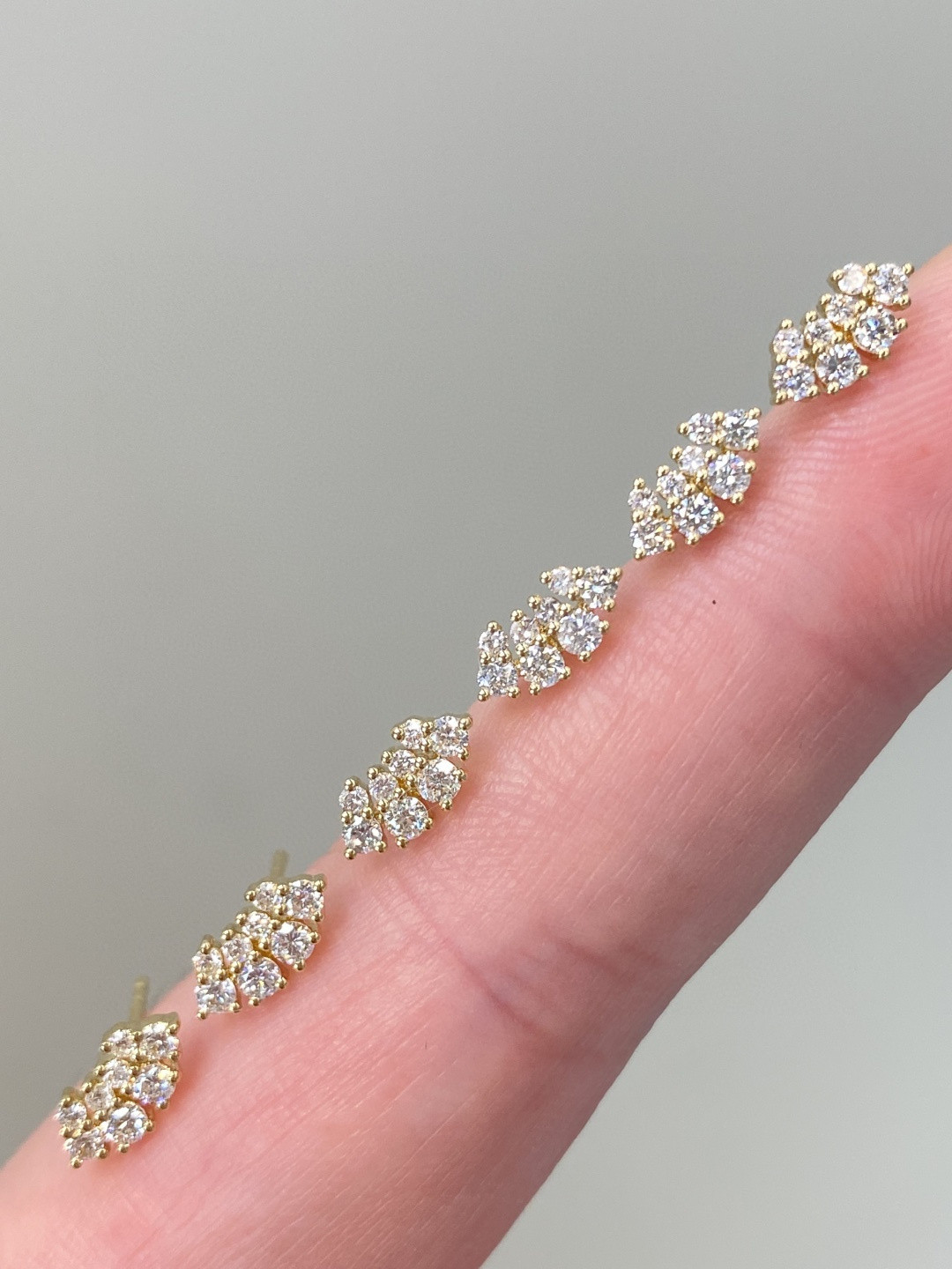 18K Diamond Earrings 