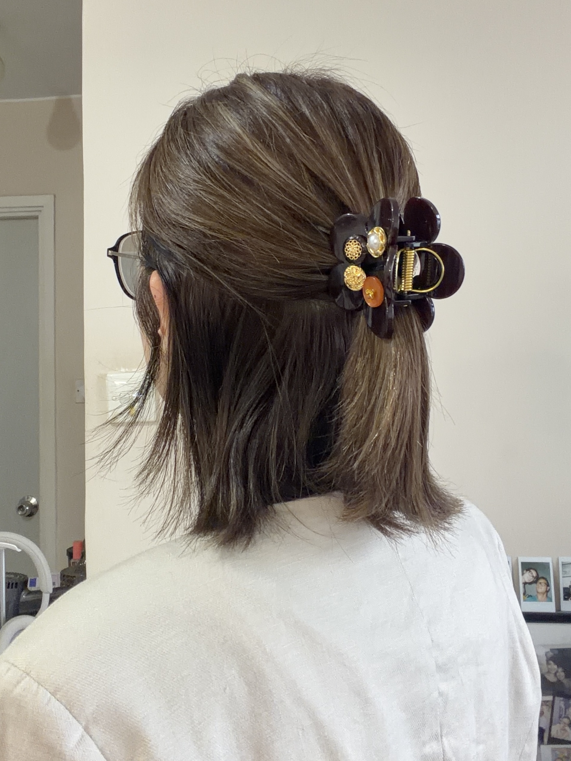 法式復古鈕扣花形鯊魚髮夾/4色 *現貨款