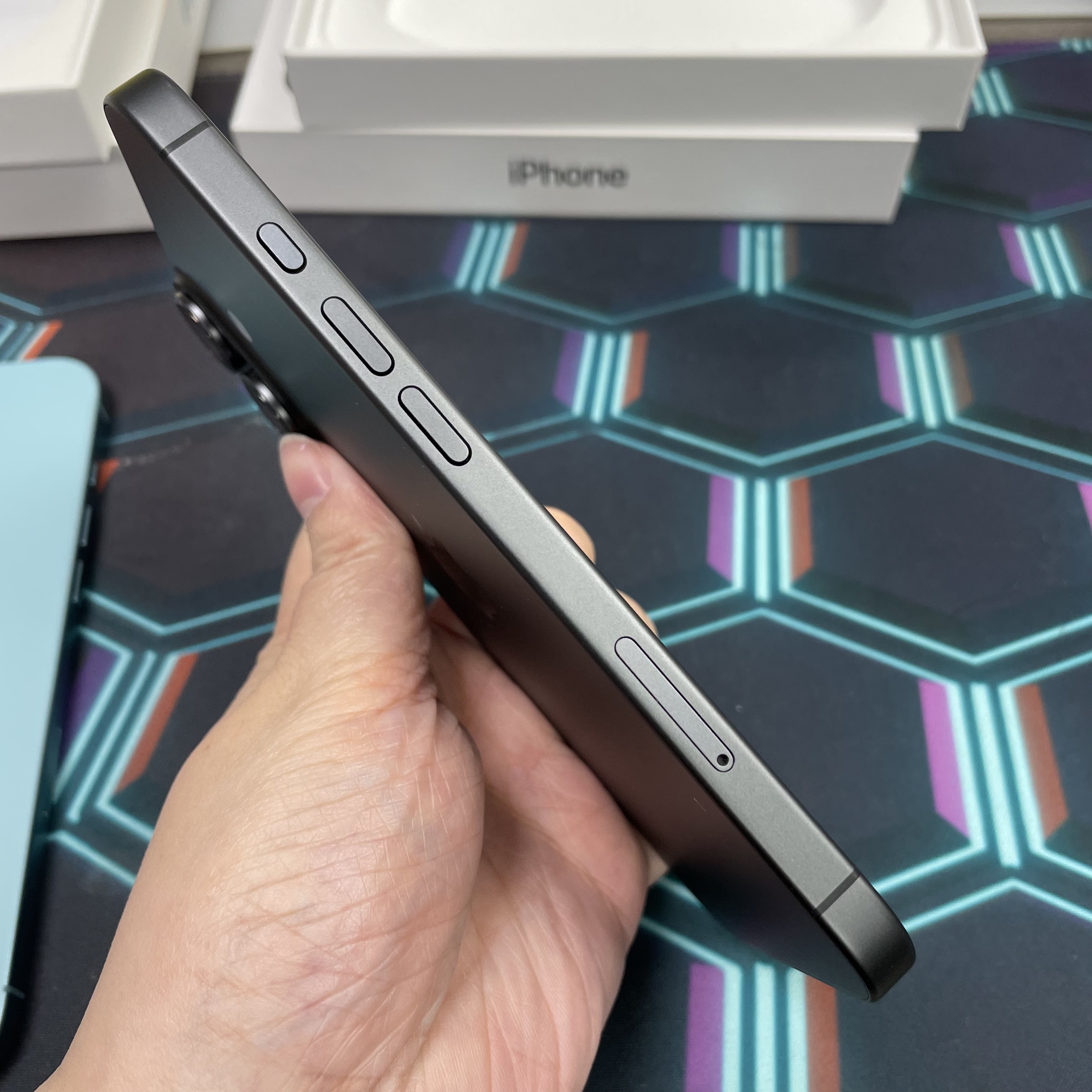*8045 17 完美機 256GB 電100 黑色 black