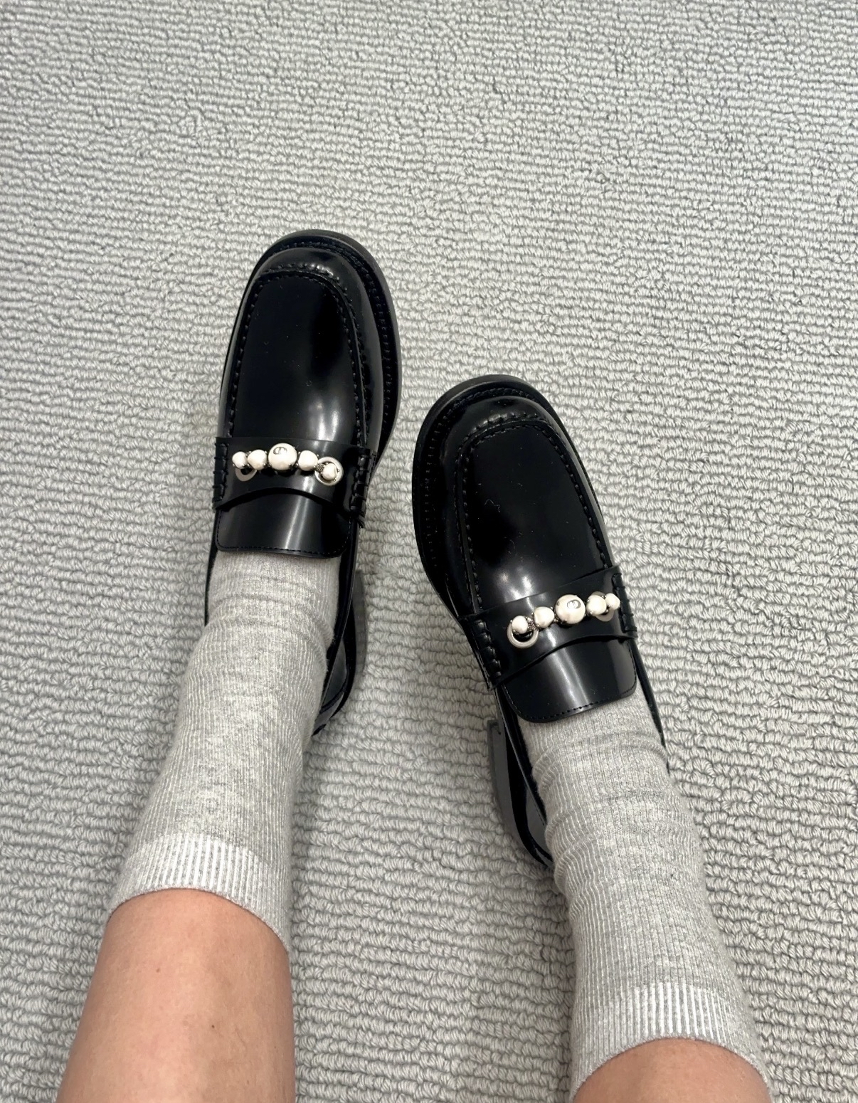 斷碼優惠✨訂貨🍒Dior Paris 珍珠款loafer Size 35.5/36/36.5/37 only