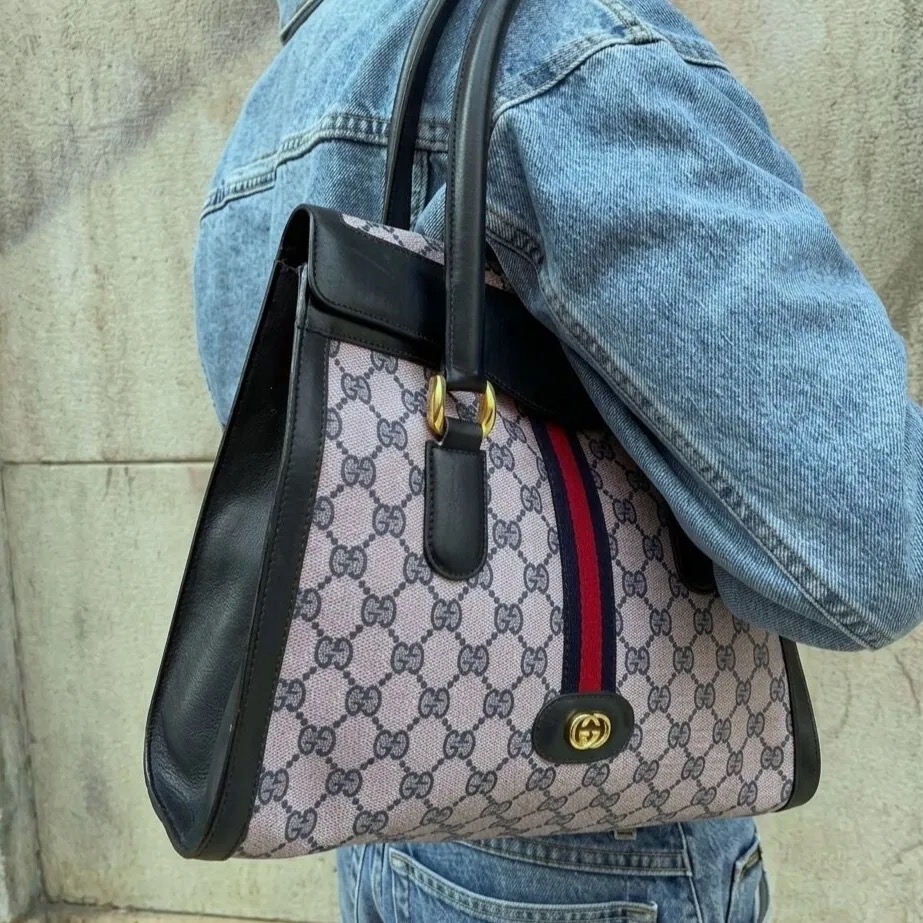 Gucci Vintage GG Supreme Sherry Line Top Handle Bag