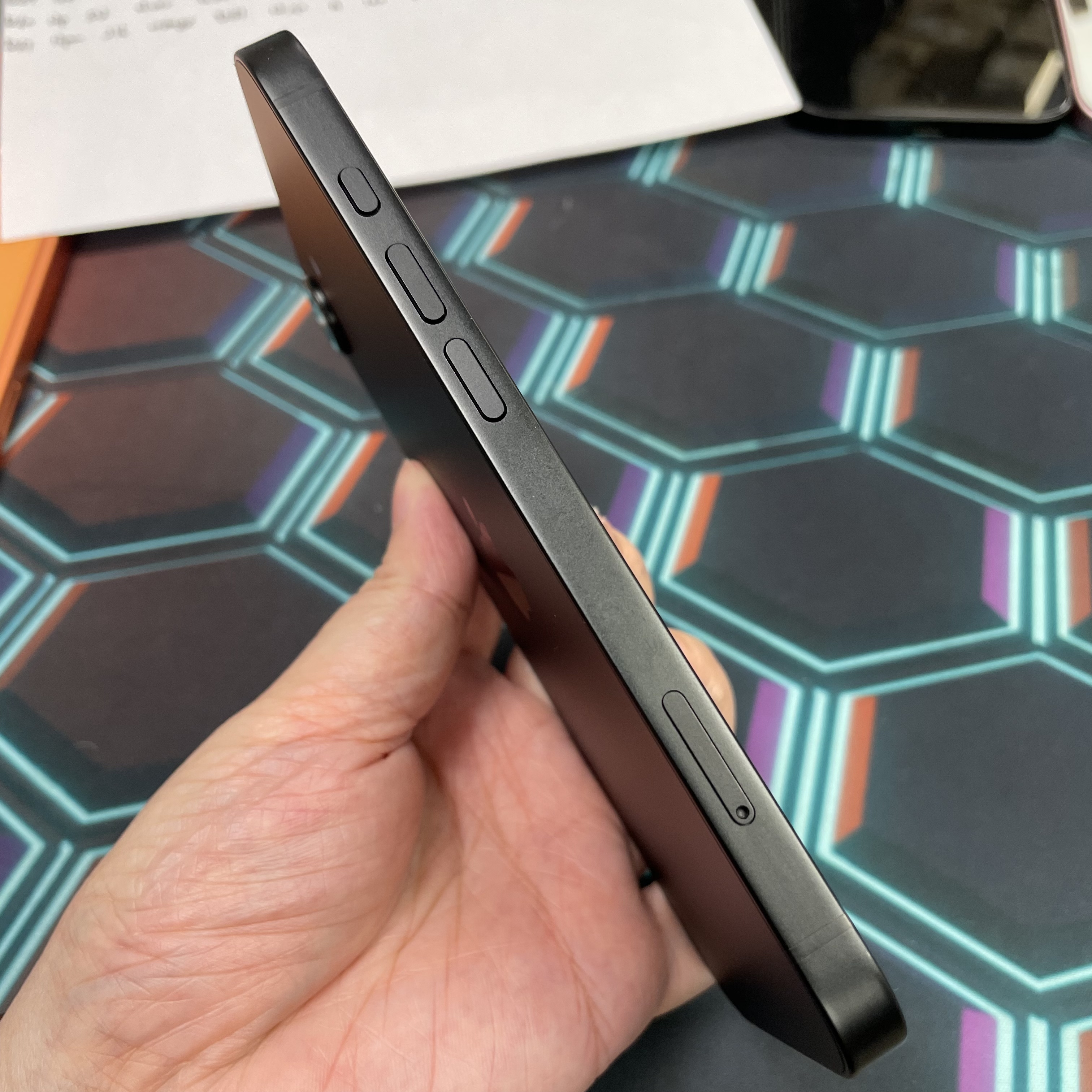 *8259 17e 完美機 256GB 電100 黑色 black