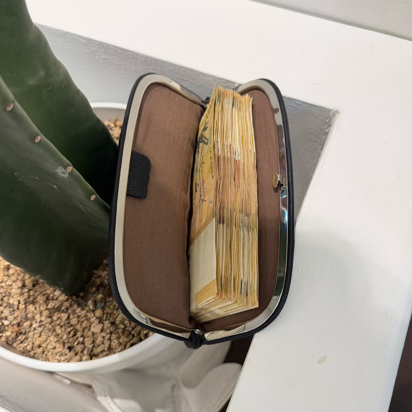 多用途皮小包
