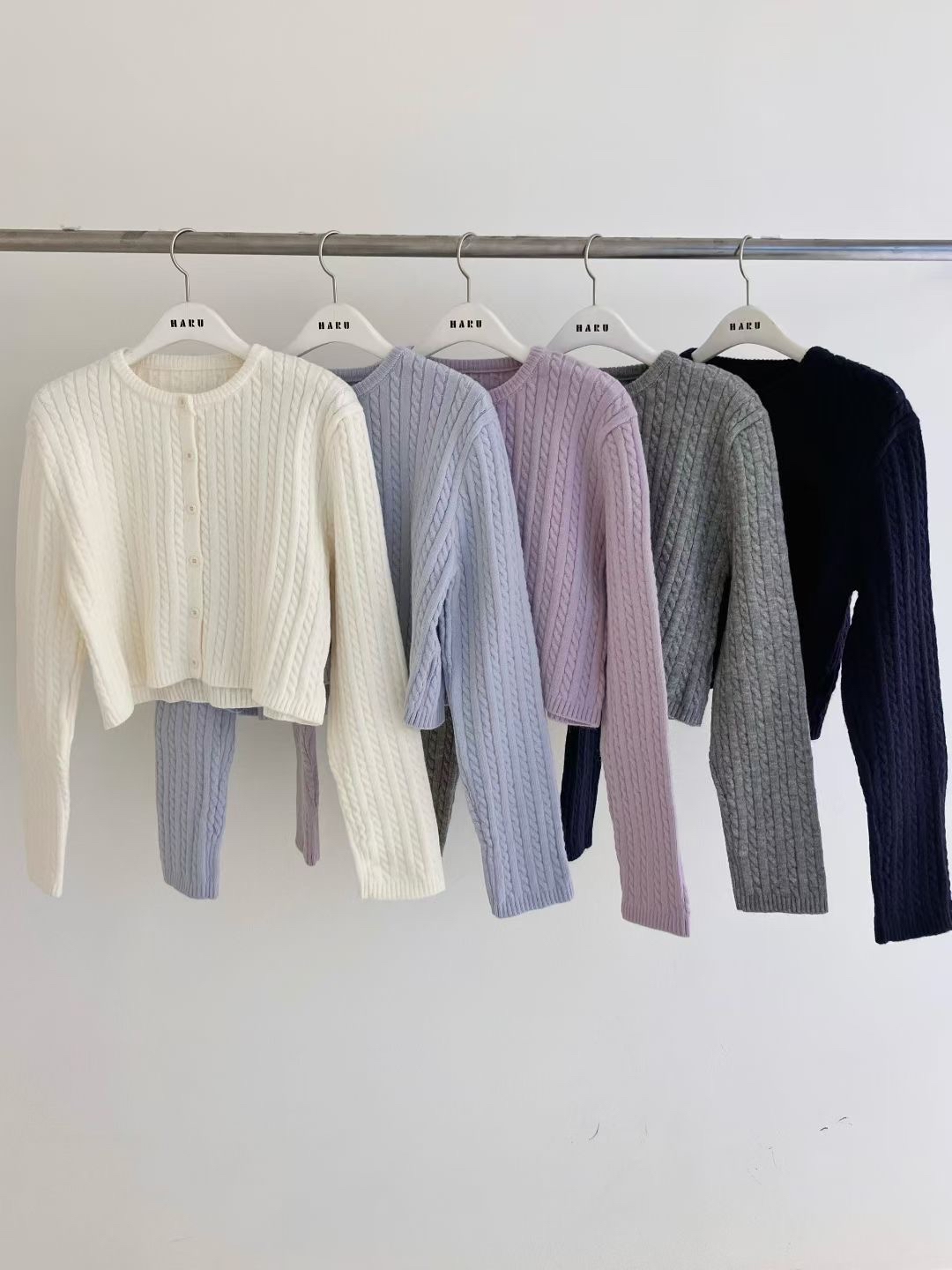 🇰🇷| MUST HAVE CARDIGAN