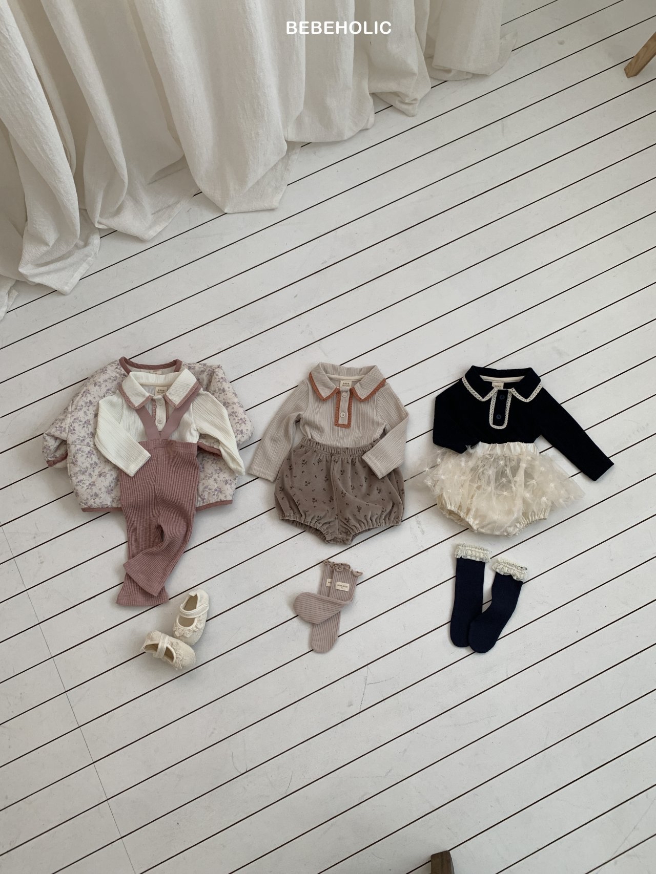 🌸預訂 韓國直送🌸🇰🇷BEBEHOLIC三色蕾絲花邊翻領長袖上衣