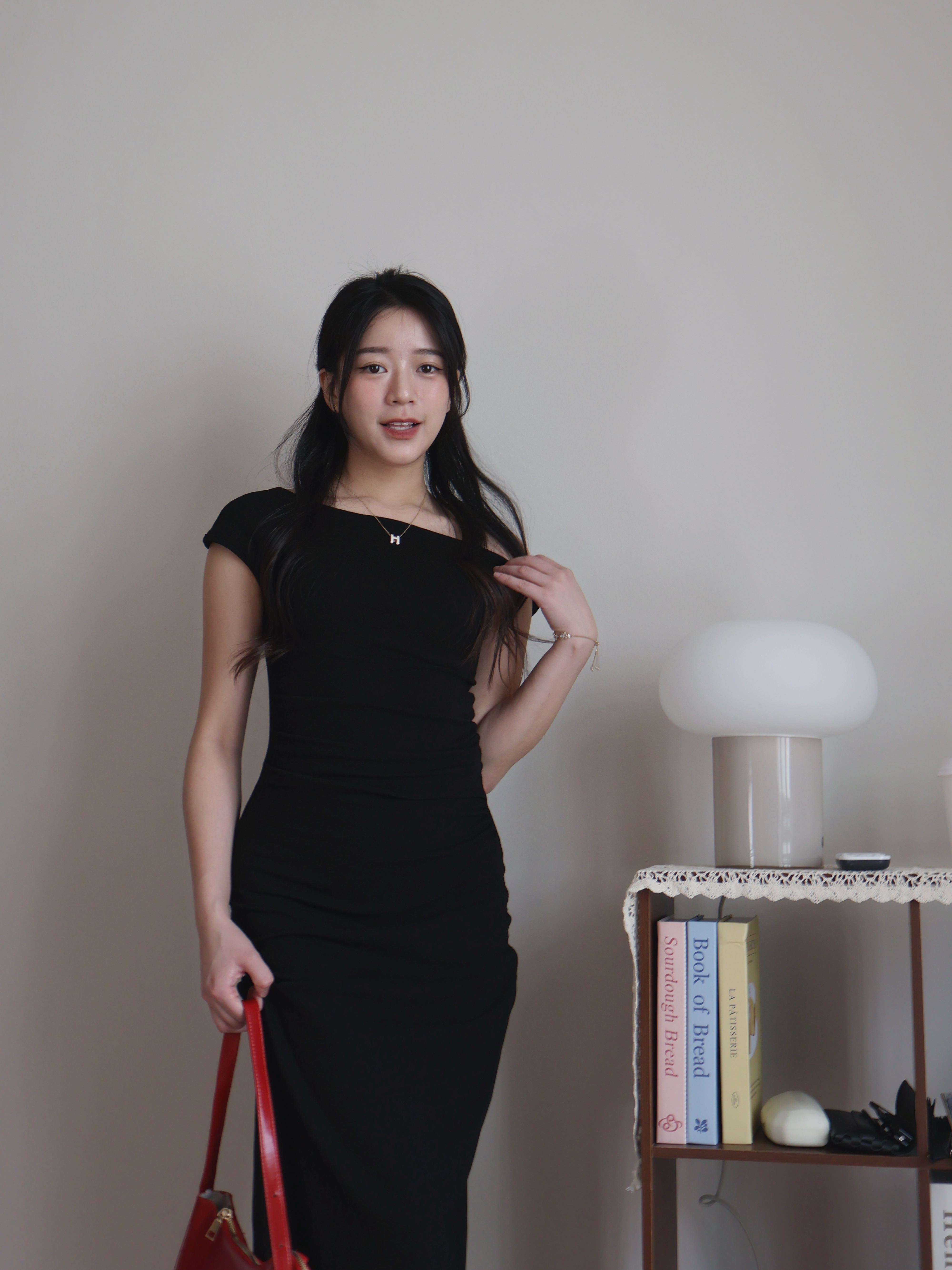 Vaeda Off-Shoulder Dress | Black