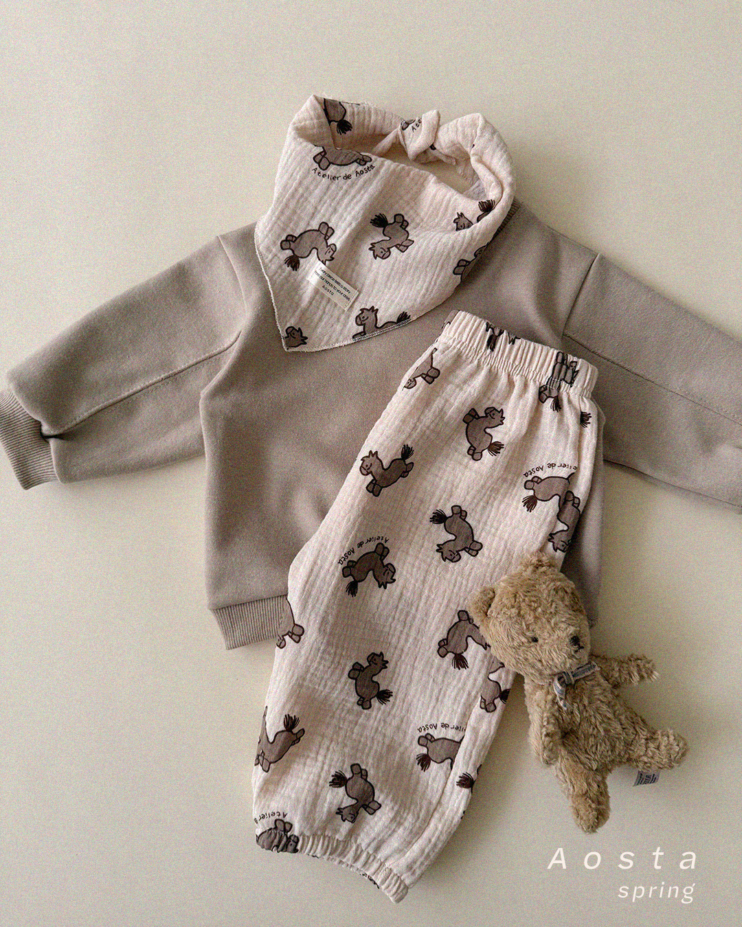 可愛束腳褲 / 可愛 Scarf