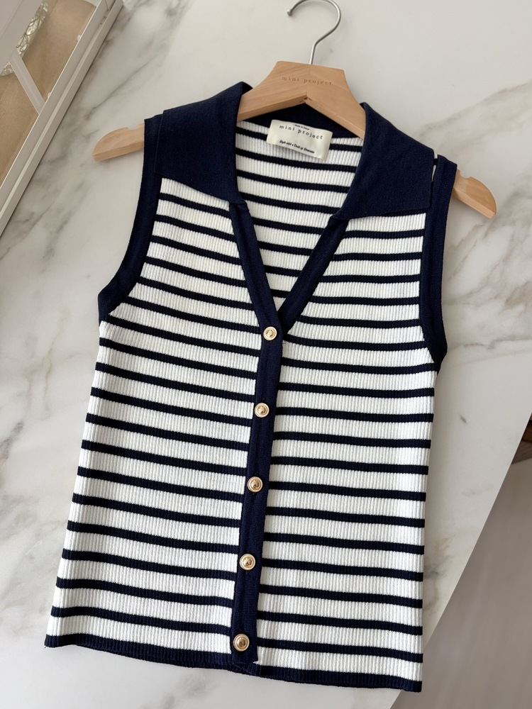 The Effortless Stripe Vest (Navy)