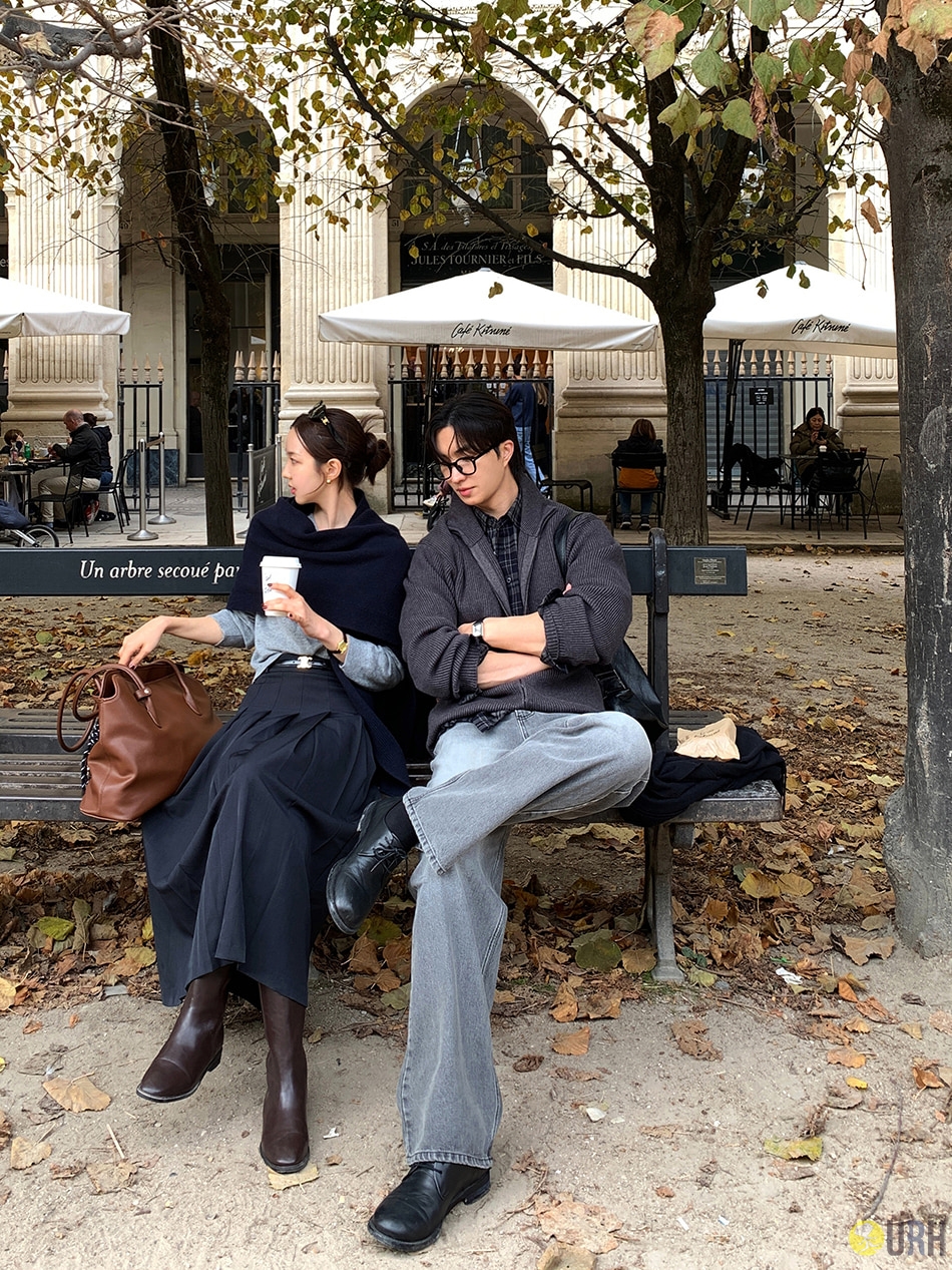 【100%保證韓國直送】復古黑藍貓鬚洗水半寬鬆直腳牛仔褲 👖 [1 color] RL114575